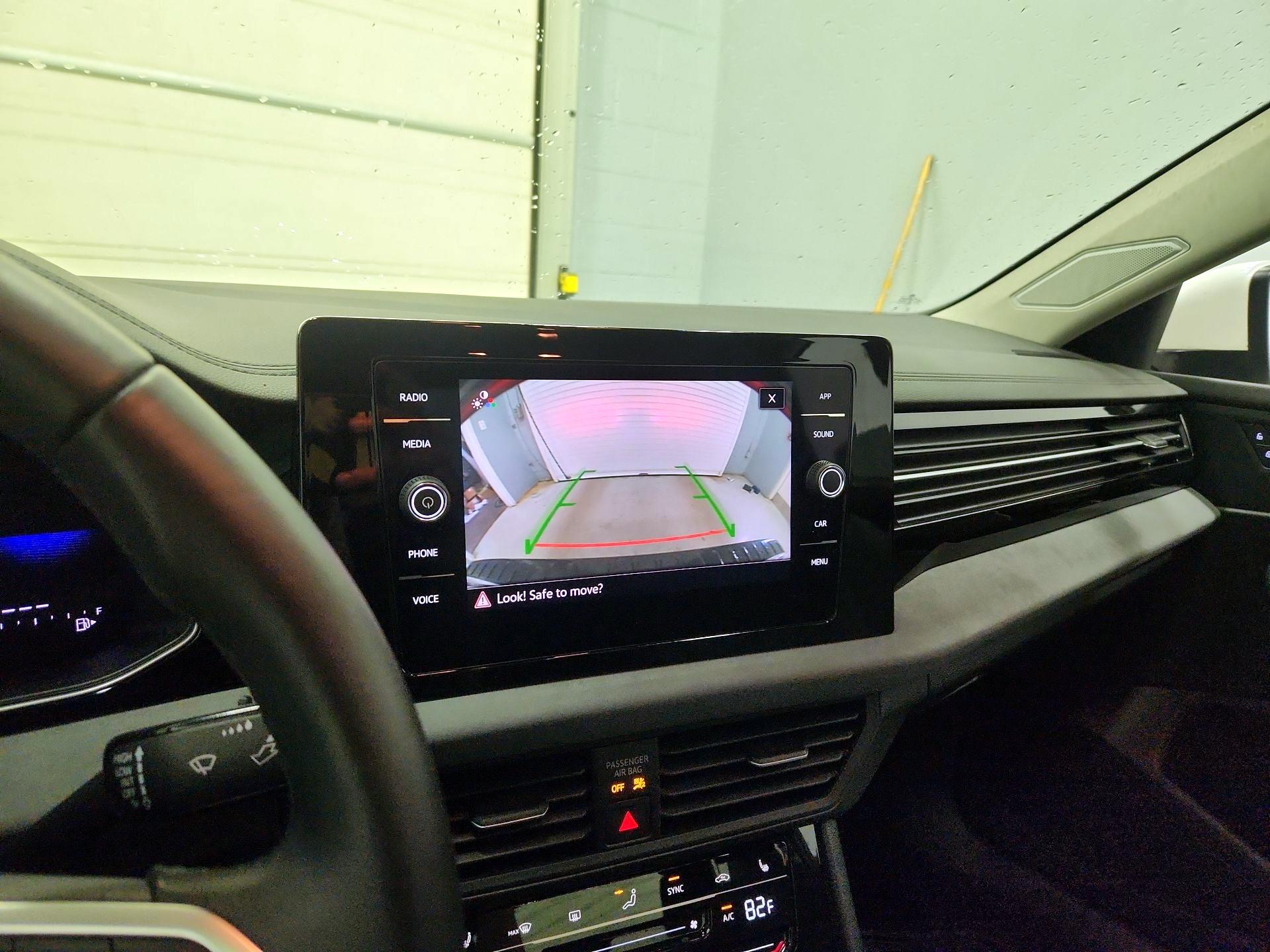 Thumbnail: 2025 Volkswagen Jetta - 14