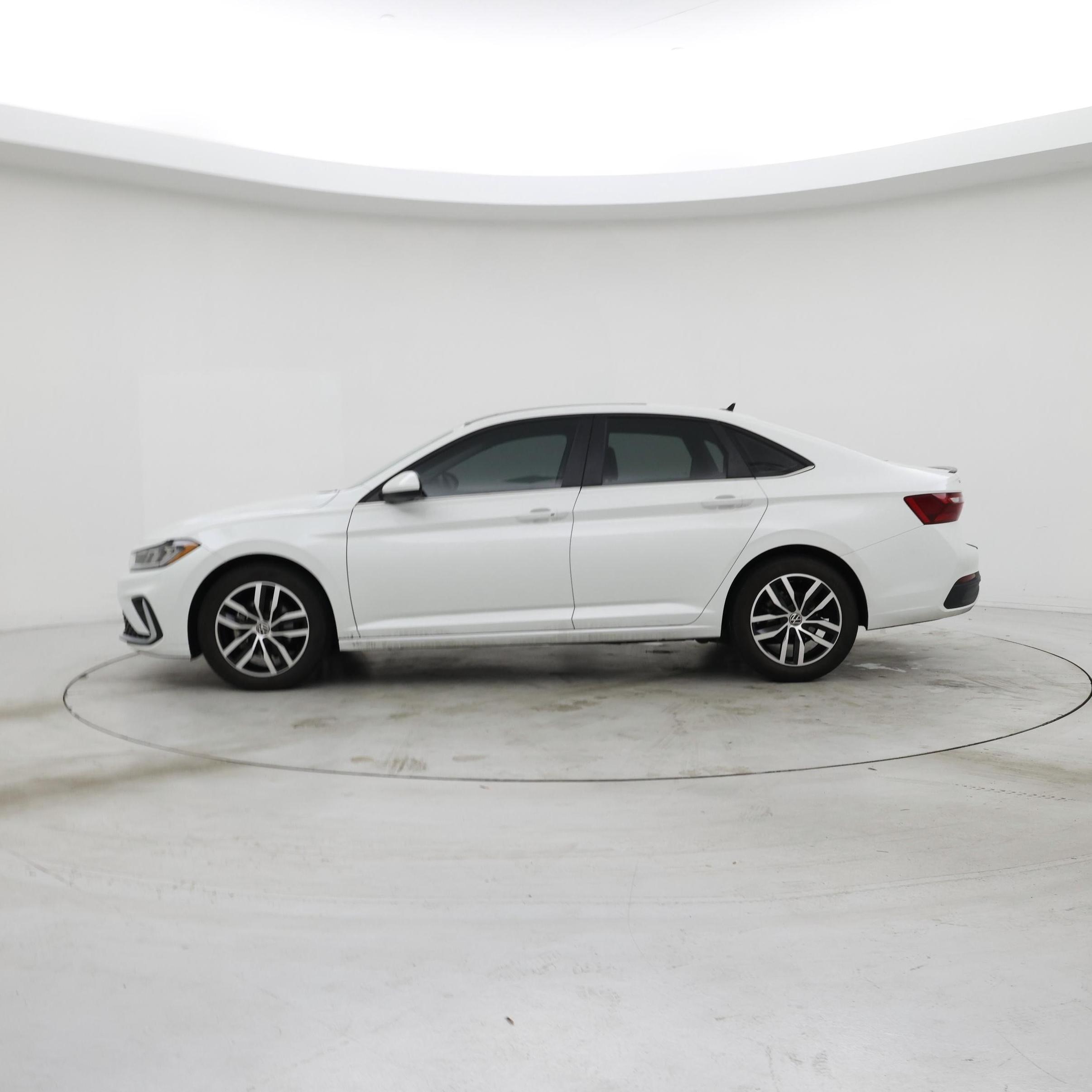 Thumbnail: 2025 Volkswagen Jetta - 3