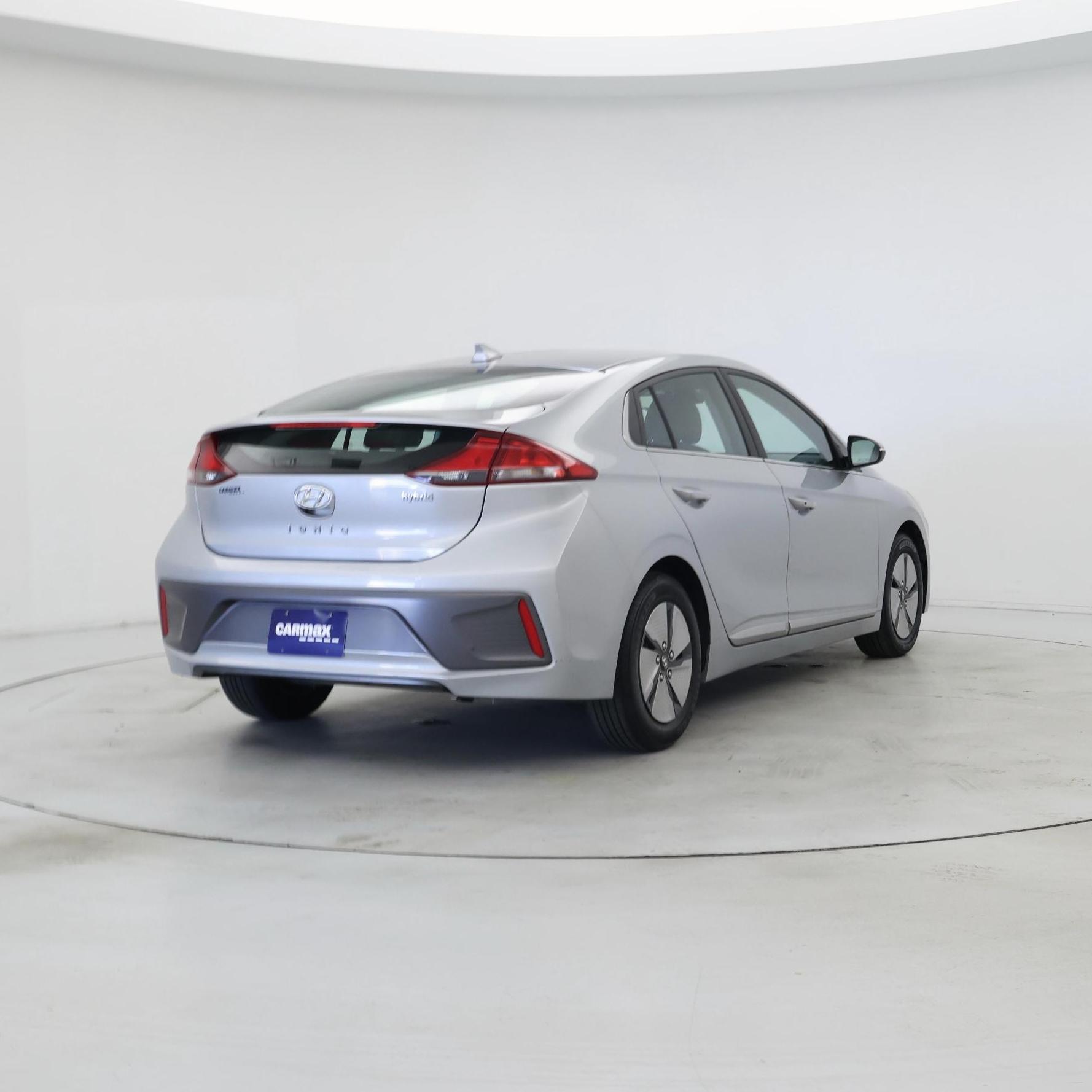 Thumbnail: 2021 Hyundai Ioniq - 8