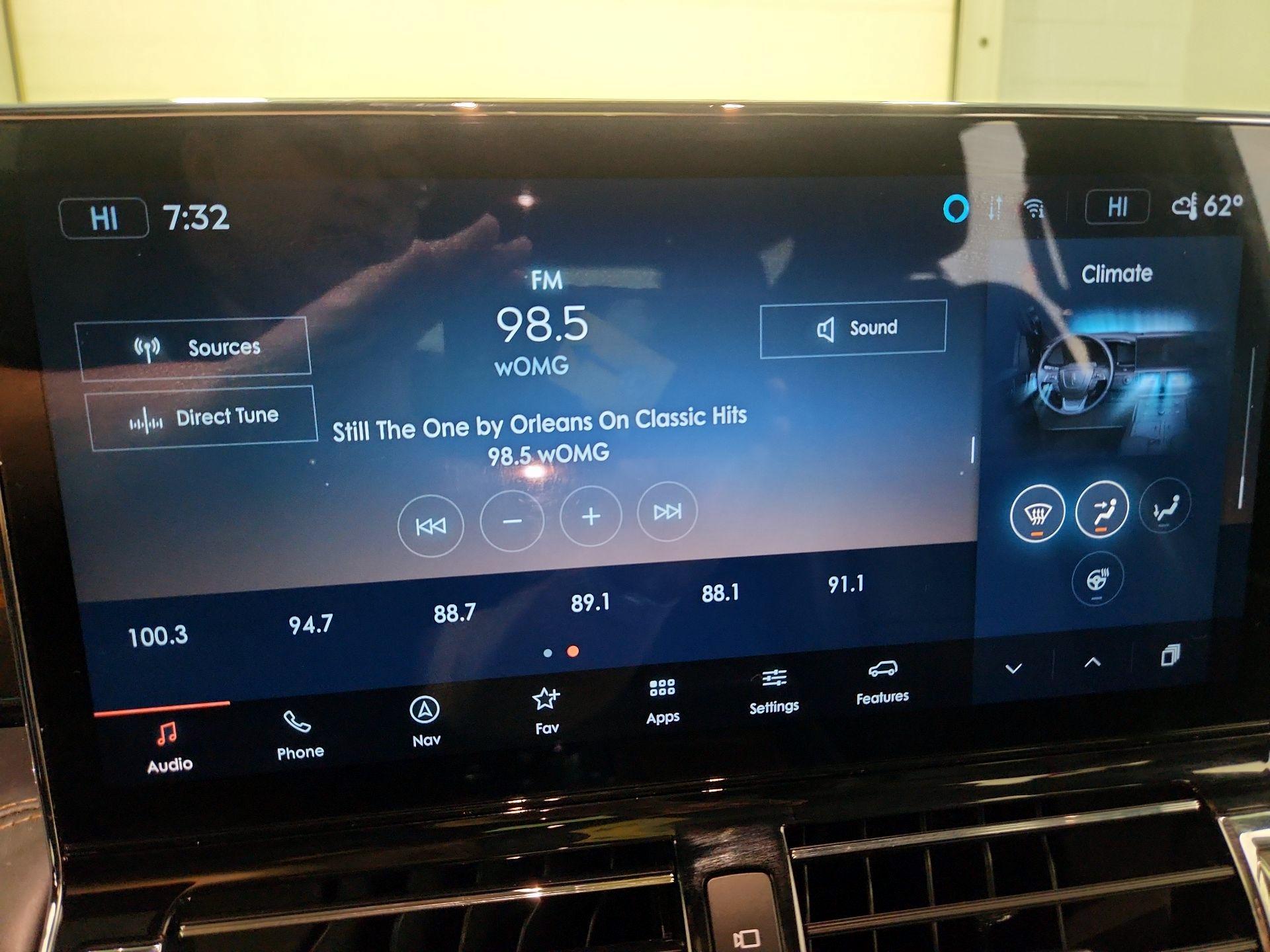 Thumbnail: 2022 Lincoln Navigator - 16