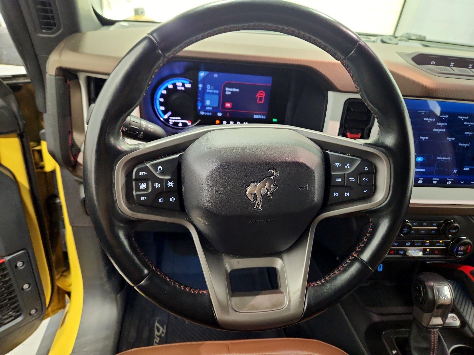 Thumbnail: 2023 Ford Bronco - 10