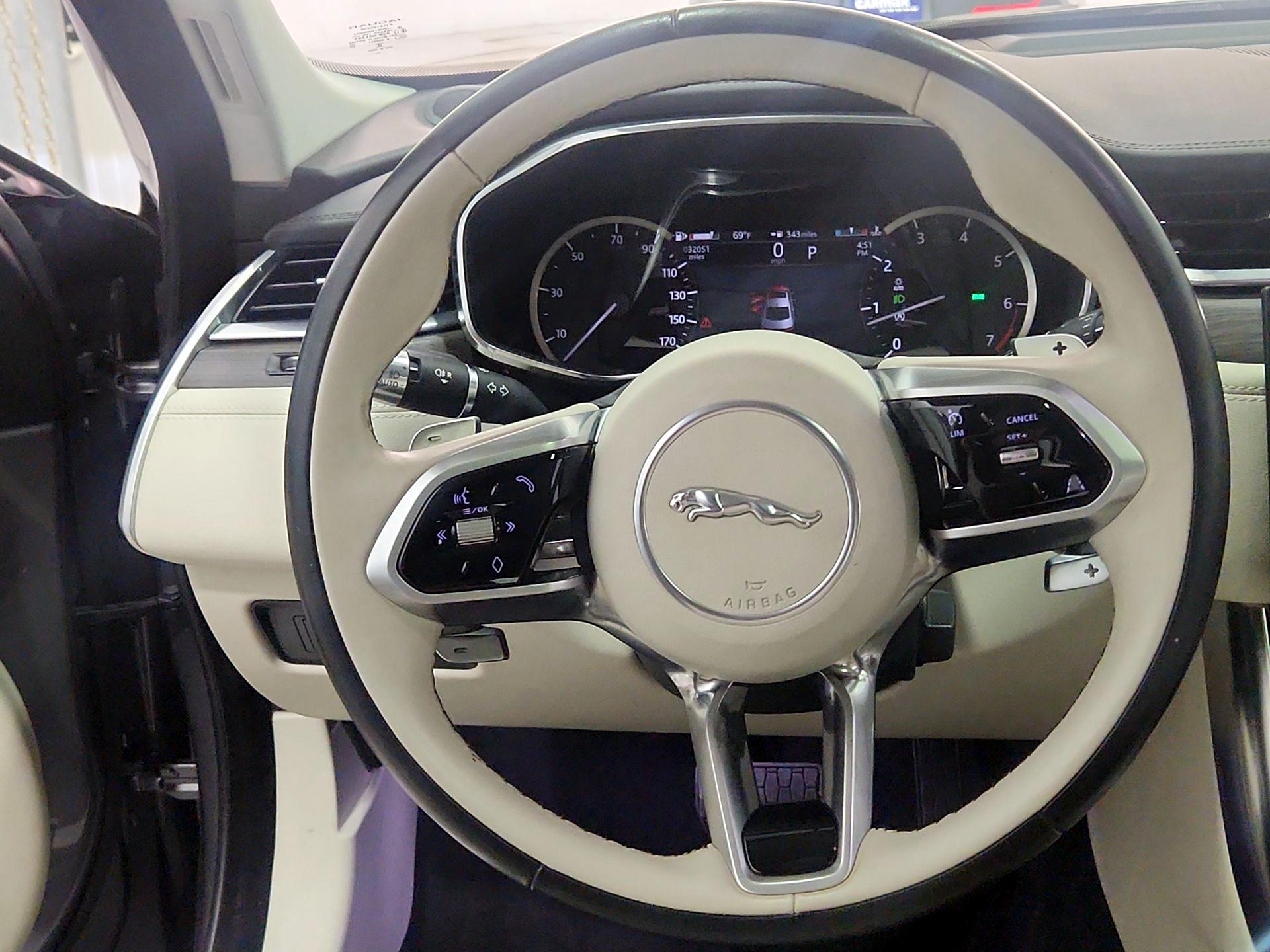 Thumbnail: 2022 Jaguar XF - 10