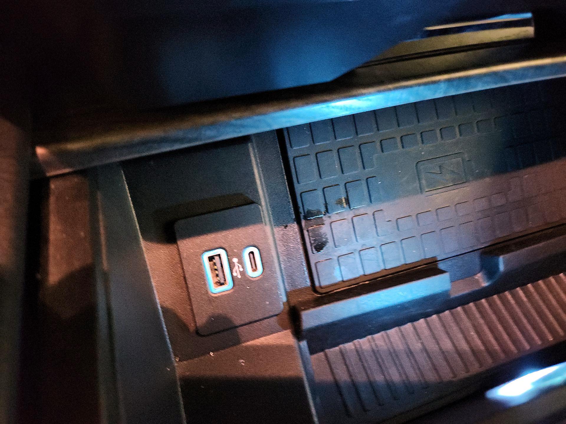 Thumbnail: 2021 Ford Expedition - 19