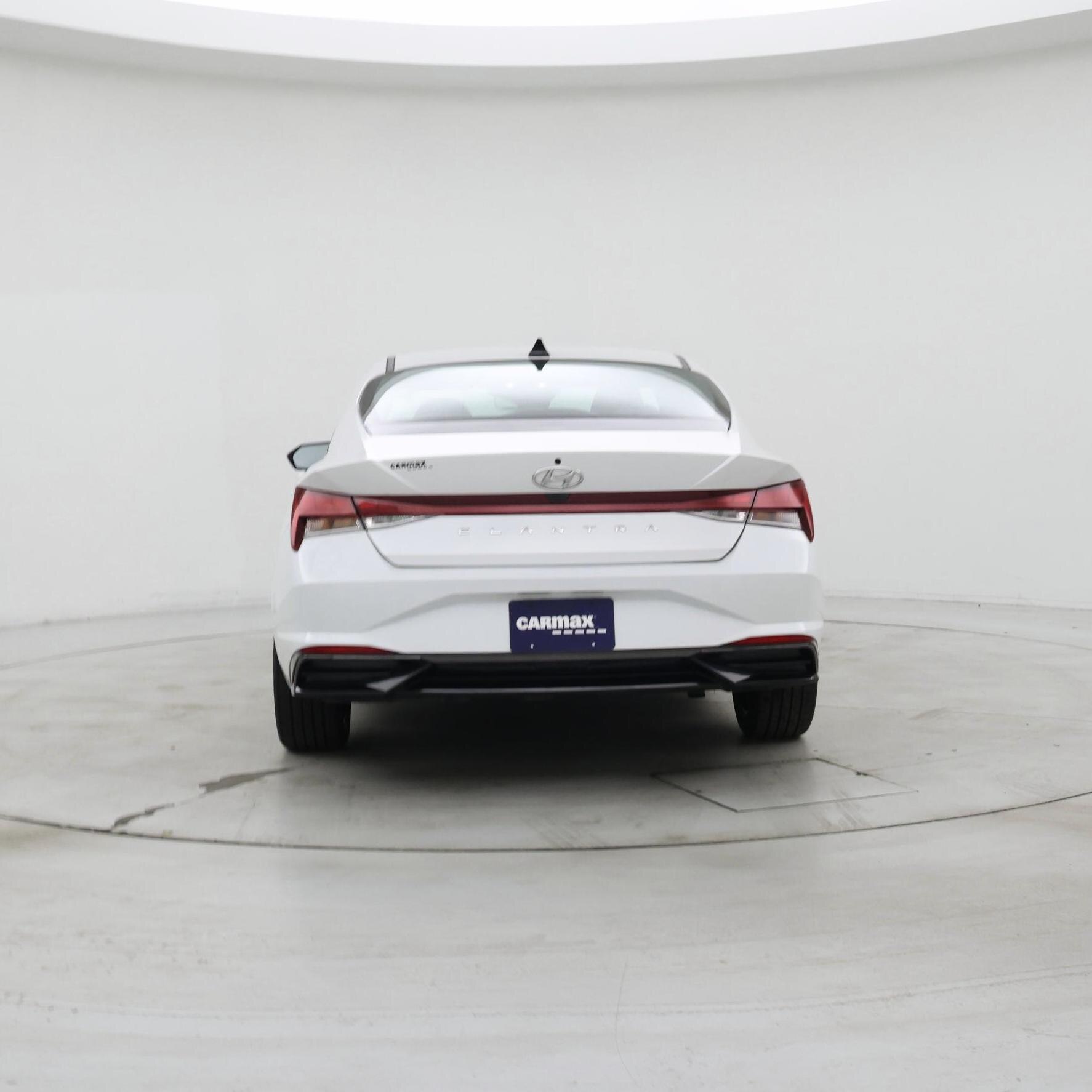 Thumbnail: 2022 Hyundai Elantra - 6