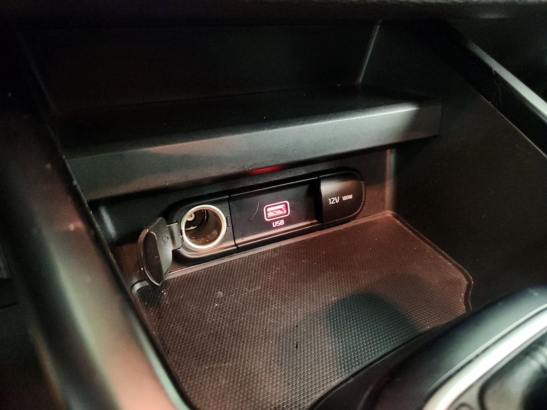 Thumbnail: 2020 Kia Soul - 18