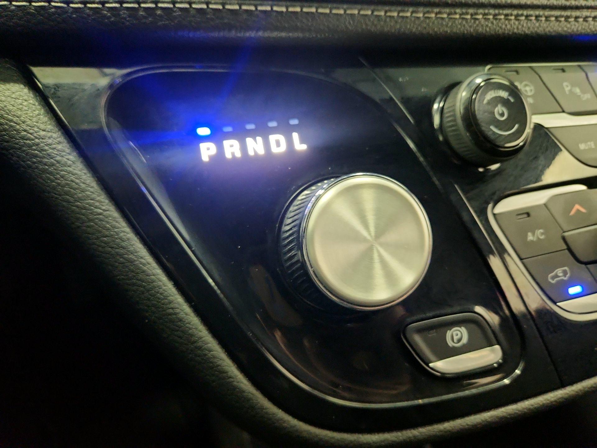 Thumbnail: 2024 Chrysler Pacifica - 17