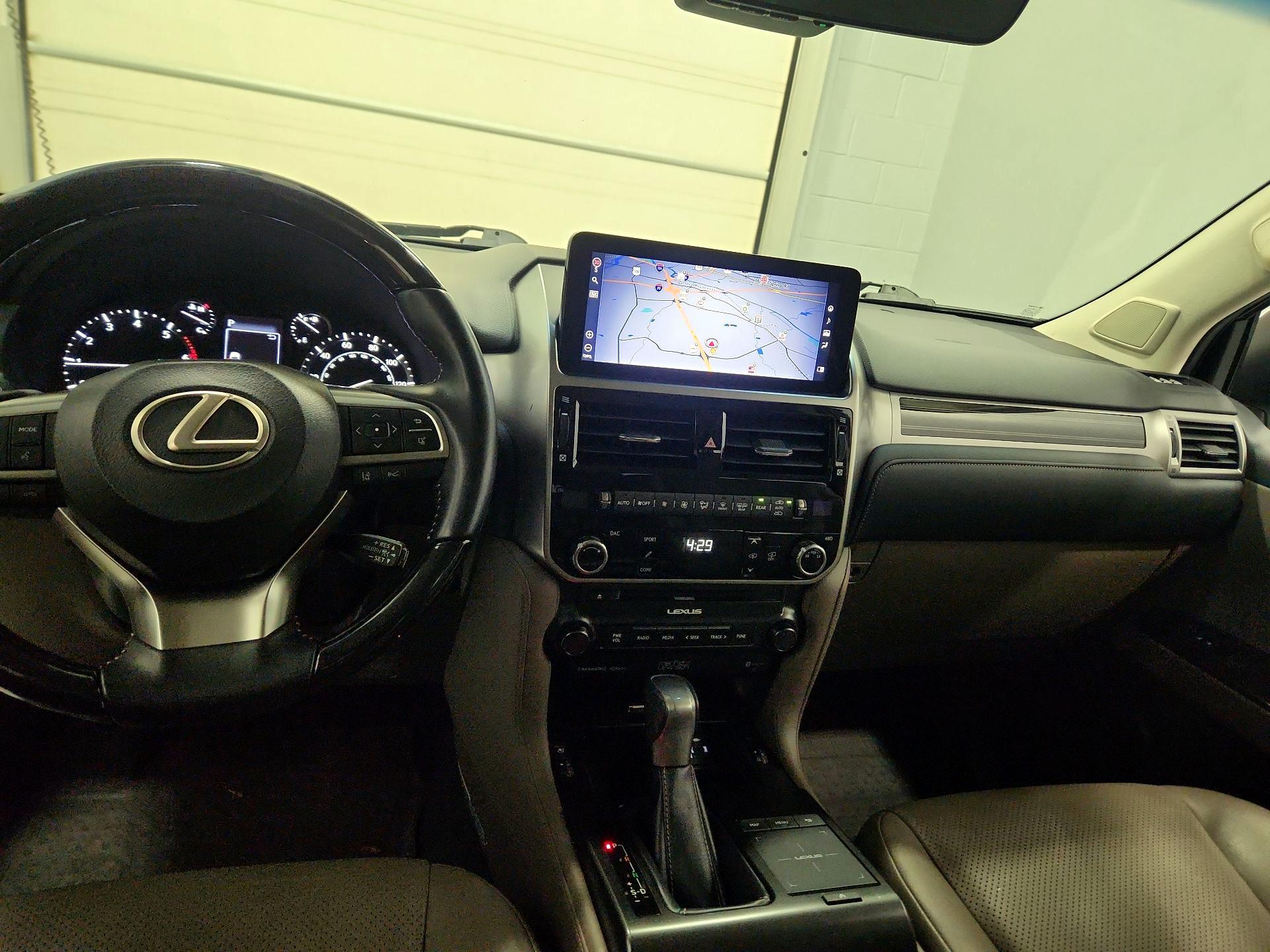 Thumbnail: 2023 Lexus GX - 9