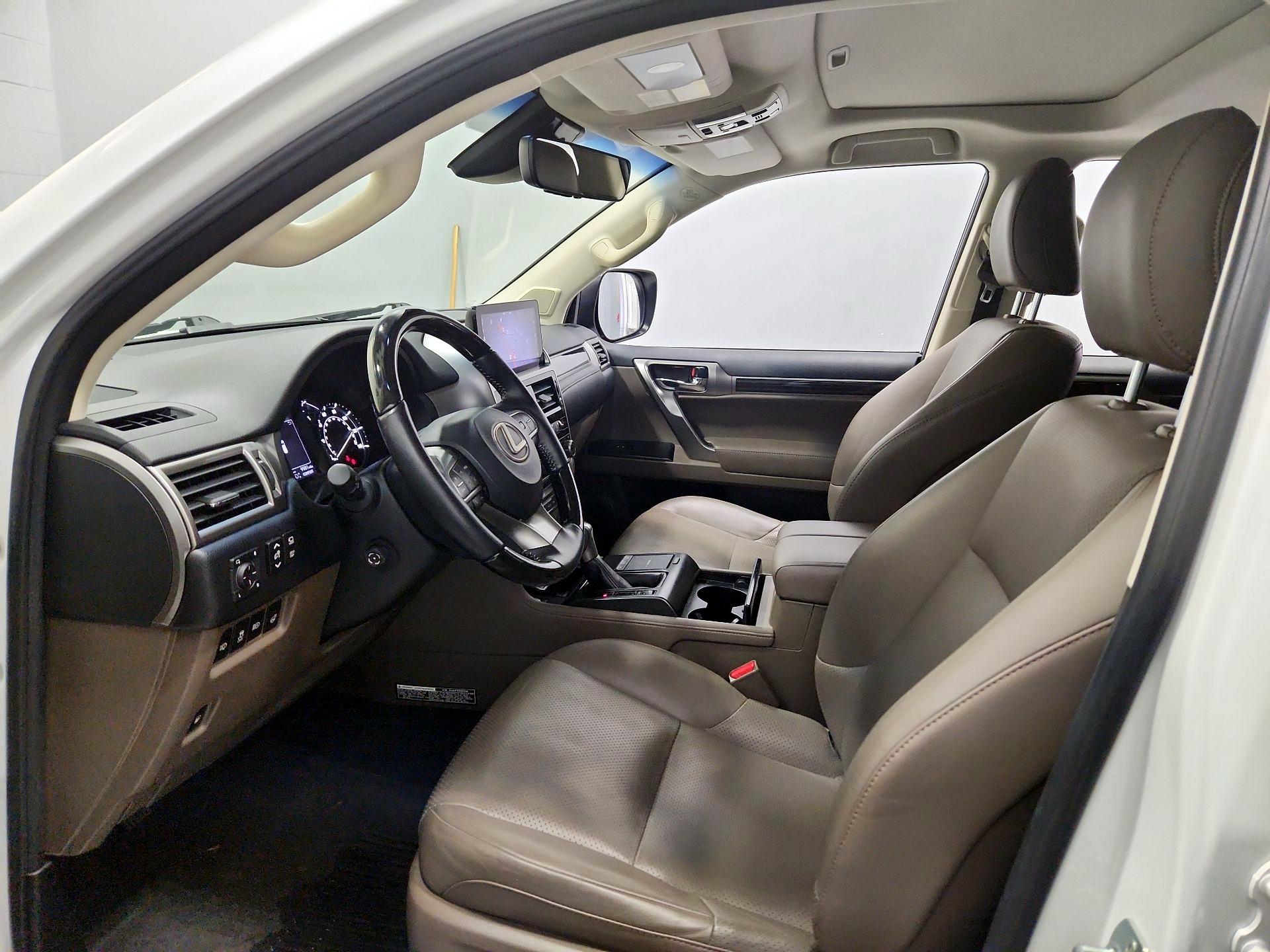 Thumbnail: 2023 Lexus GX - 11