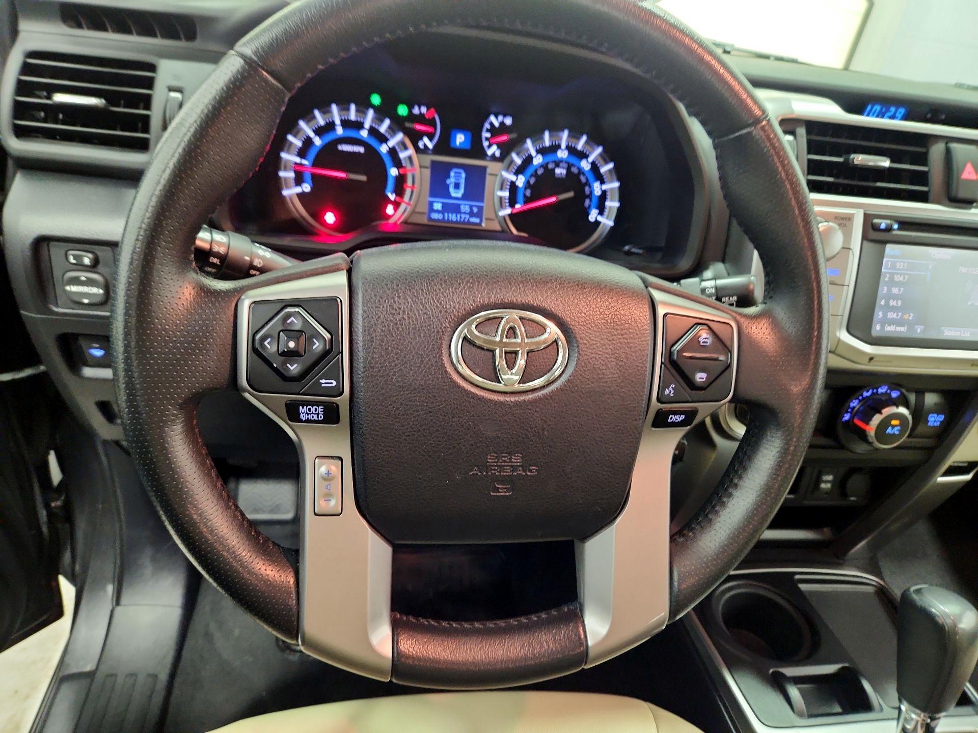 Thumbnail: 2016 Toyota 4Runner - 10