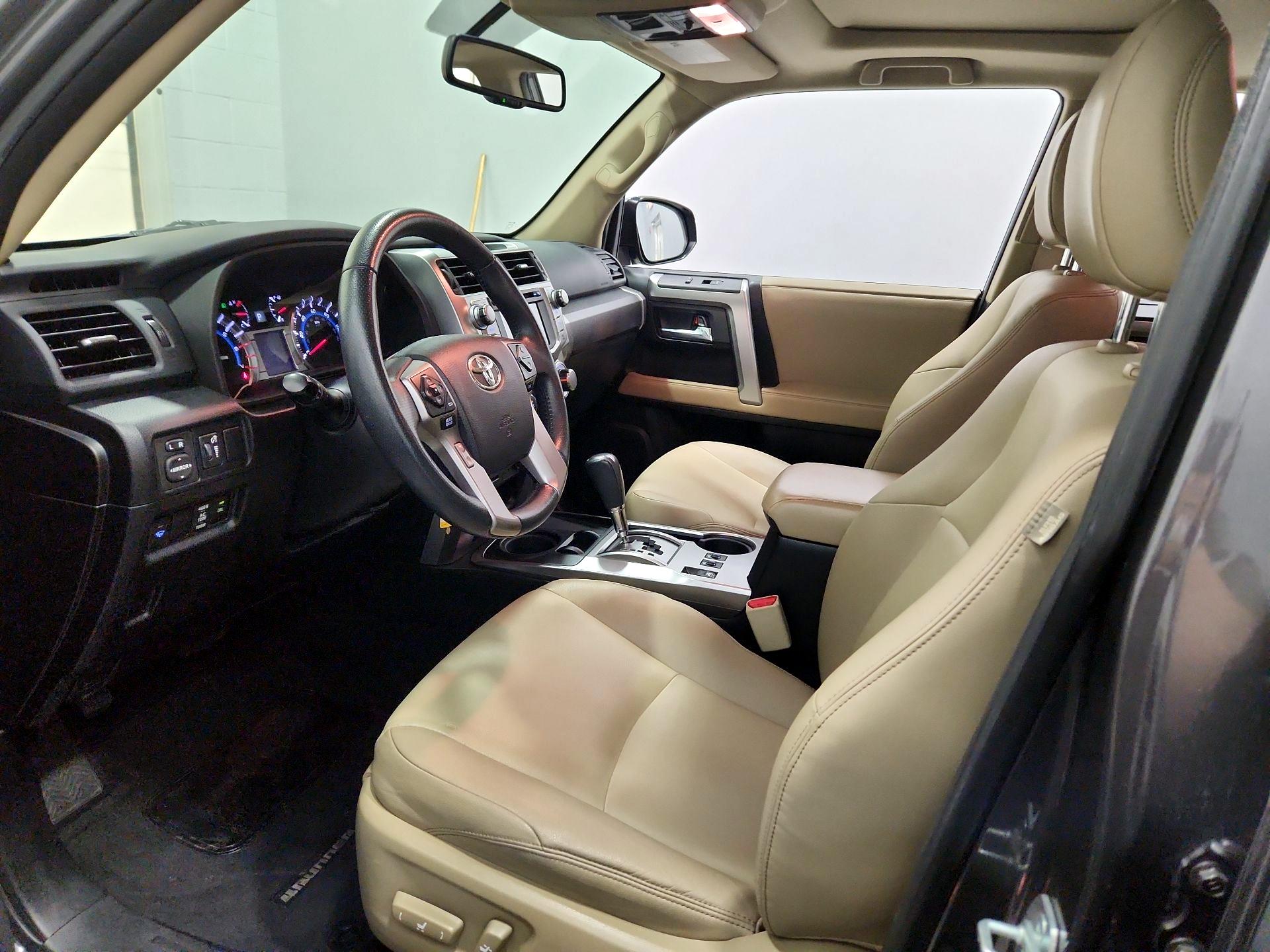 Thumbnail: 2016 Toyota 4Runner - 11