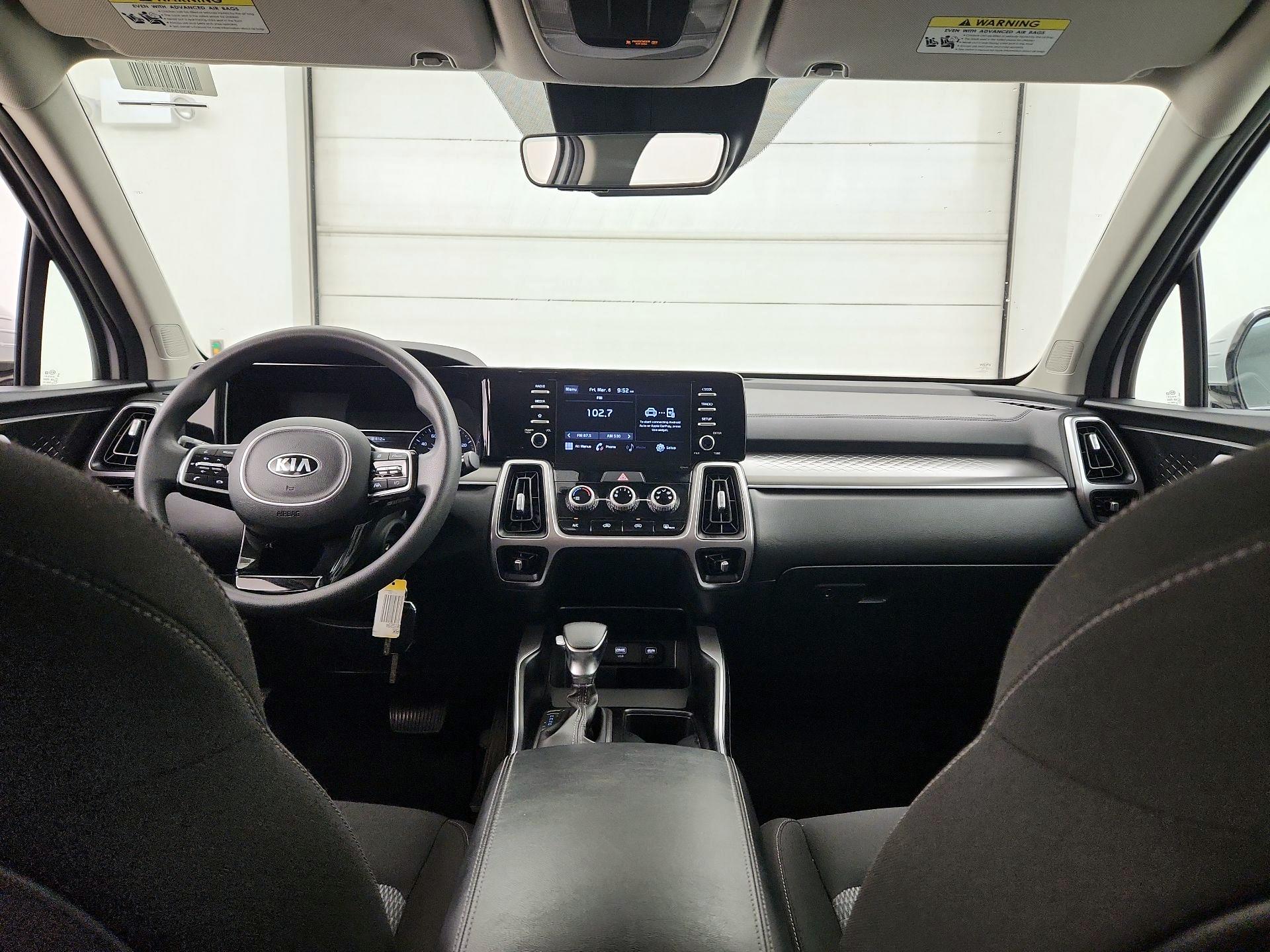 Thumbnail: 2021 Kia Sorento - 9