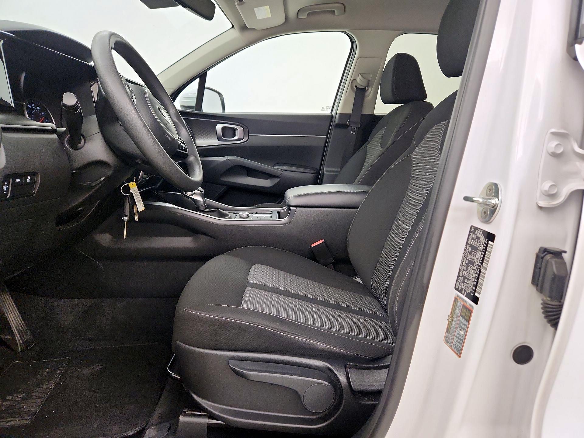 Thumbnail: 2021 Kia Sorento - 11