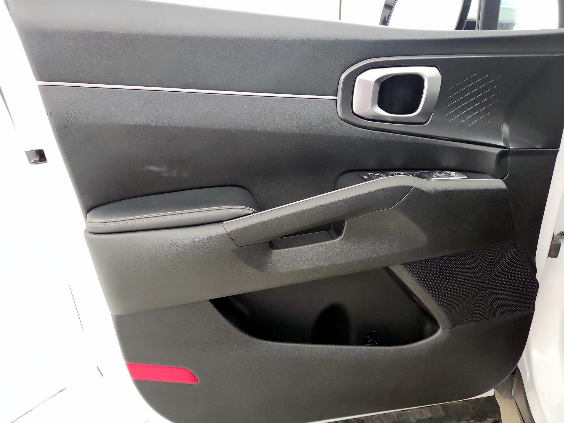 Thumbnail: 2021 Kia Sorento - 12