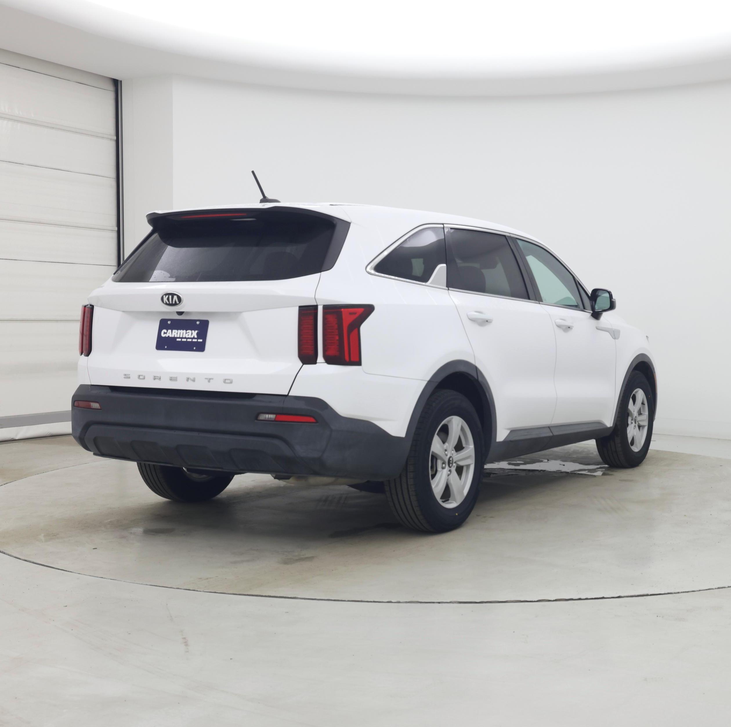 Thumbnail: 2021 Kia Sorento - 8