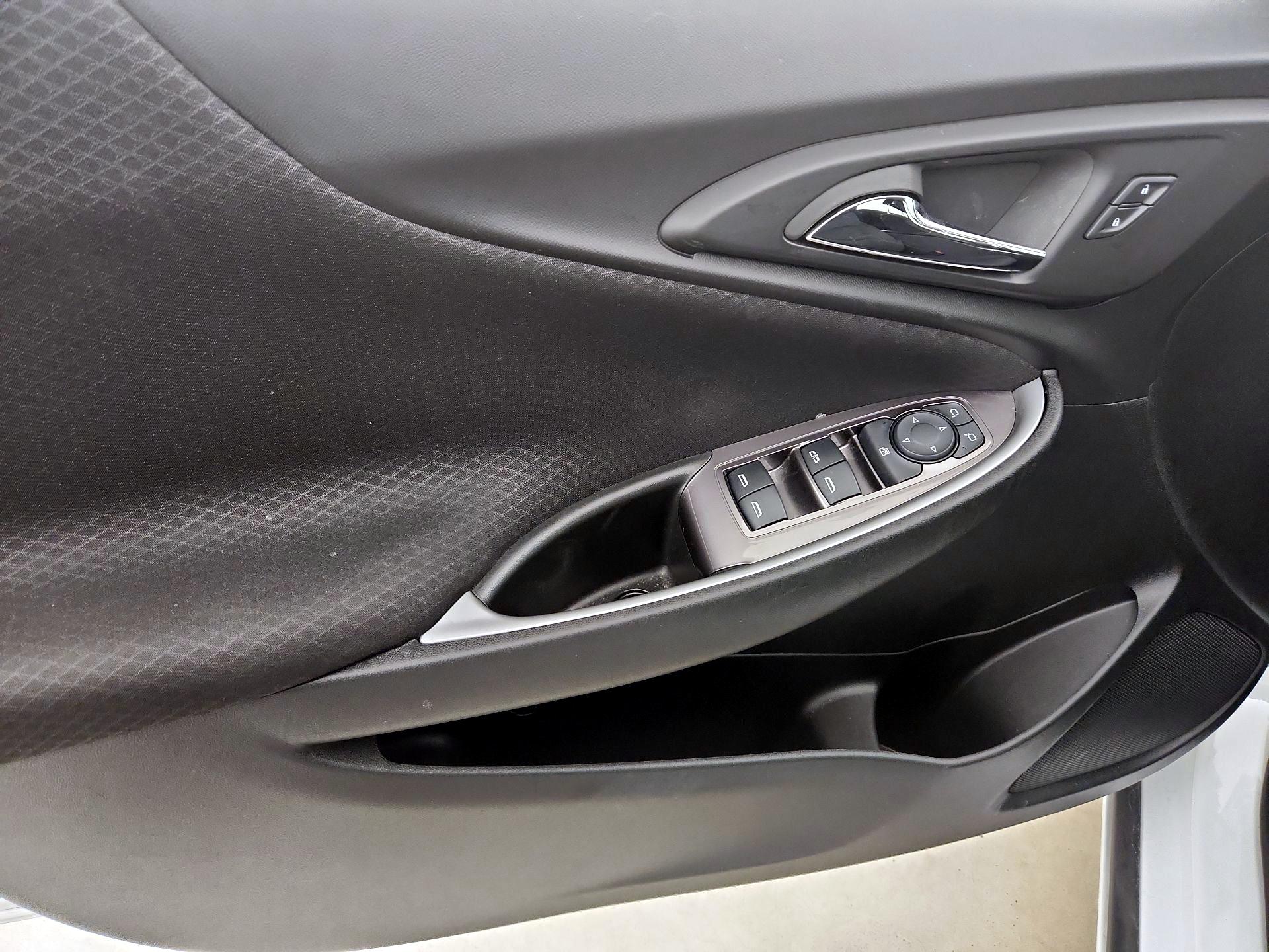 Thumbnail: 2024 Chevrolet Malibu - 12