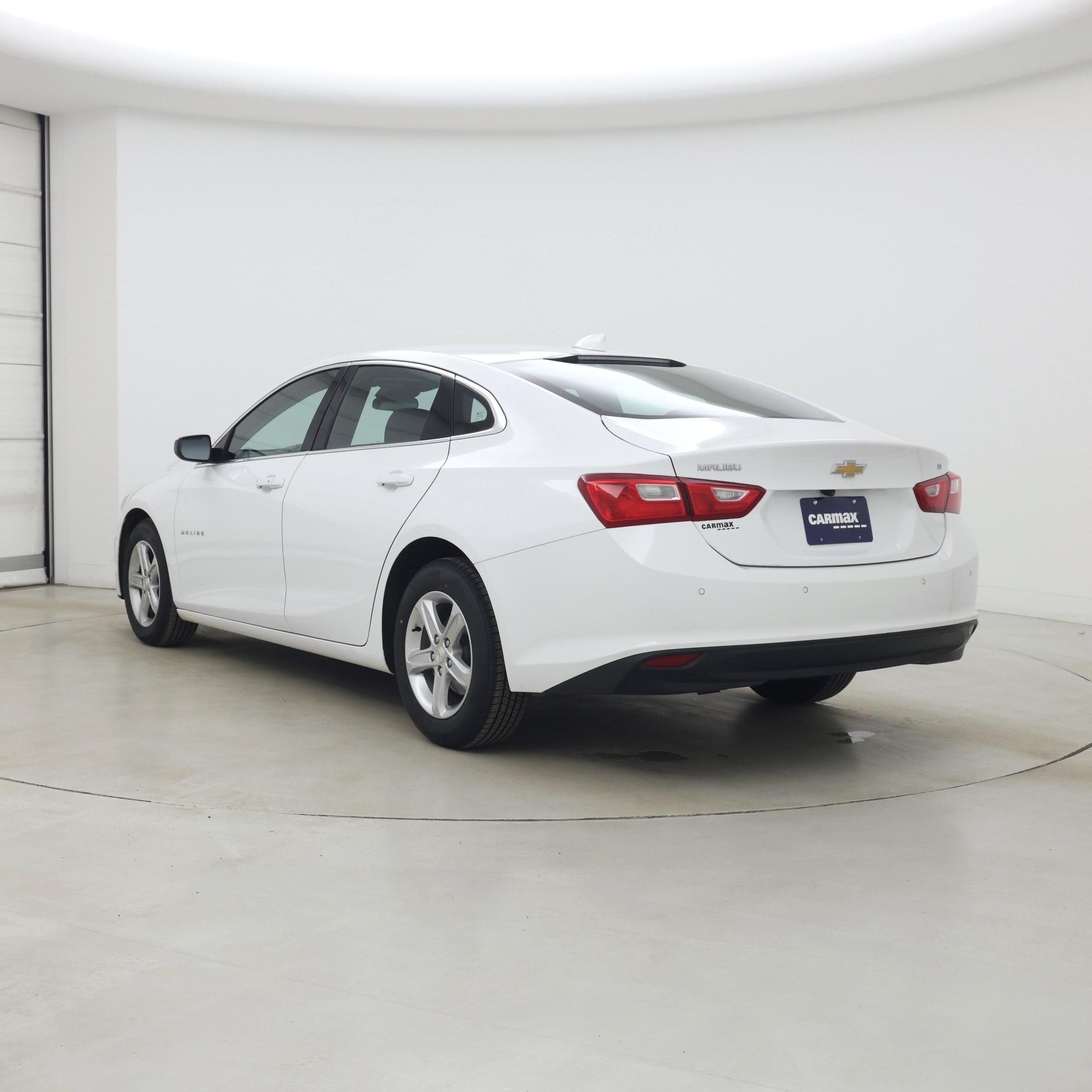 Thumbnail: 2024 Chevrolet Malibu - 2