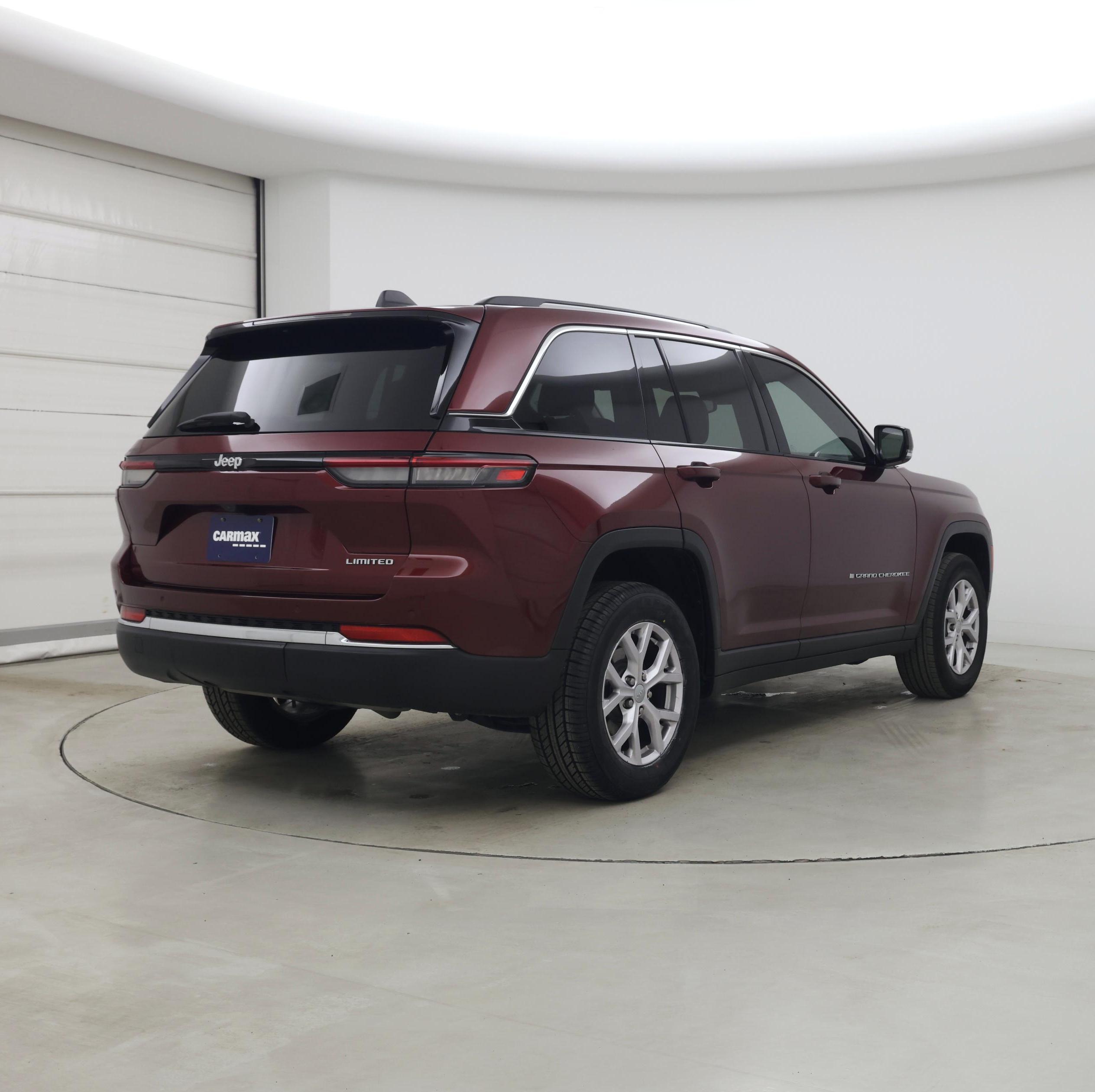 Thumbnail: 2022 Jeep Grand Cherokee - 8