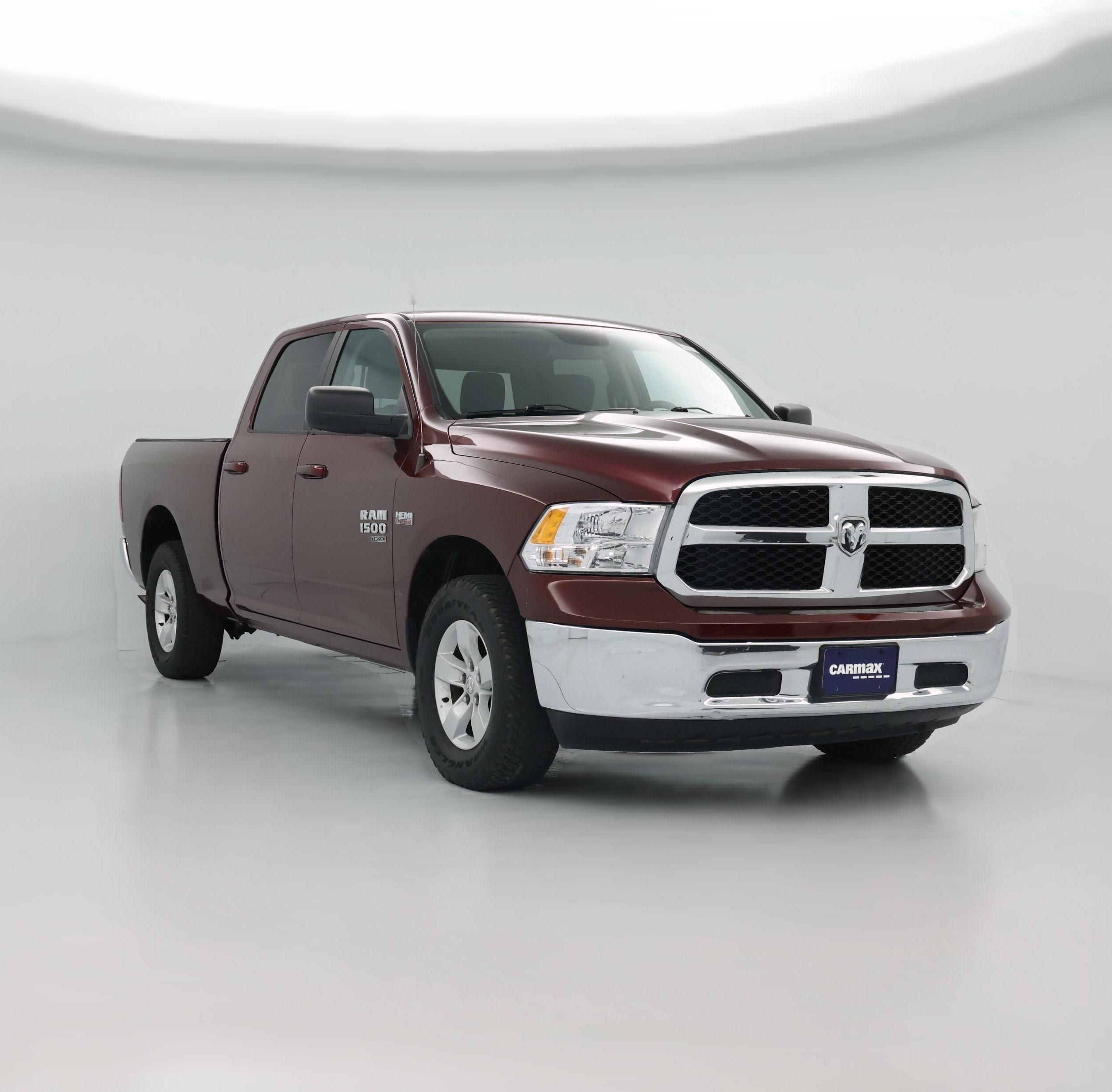 Thumbnail: 2020 RAM 1500 Classic - 1