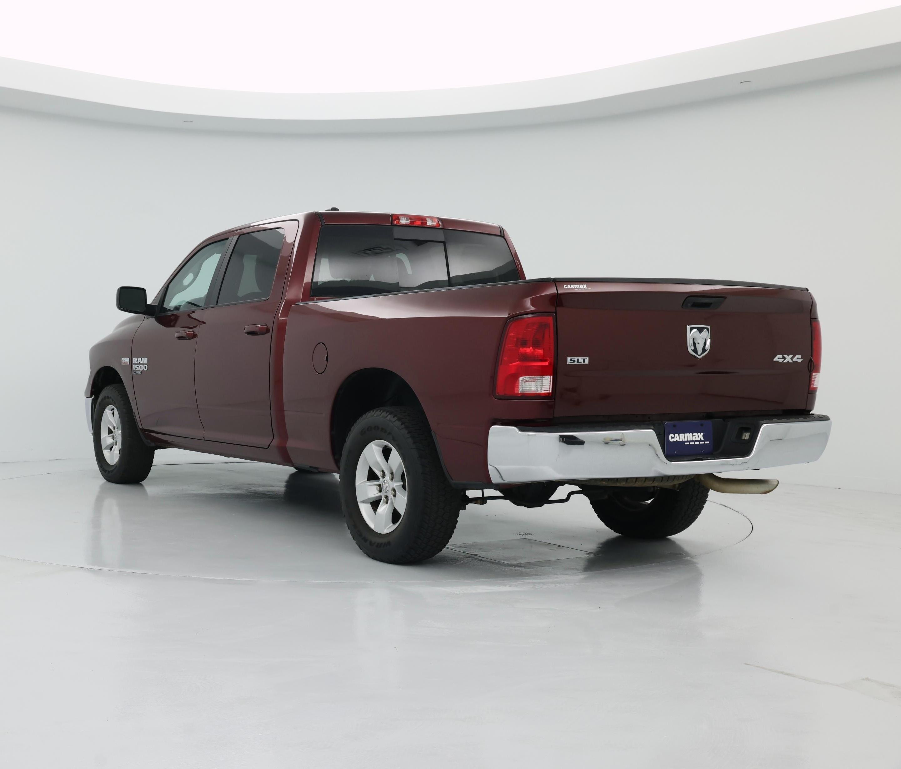 Thumbnail: 2020 RAM 1500 Classic - 2