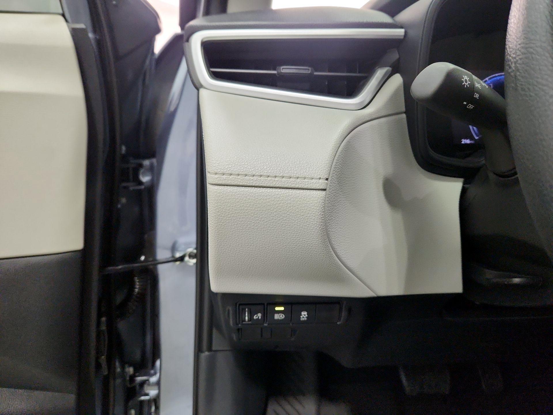 Thumbnail: 2026 Toyota Corolla Cross - 13