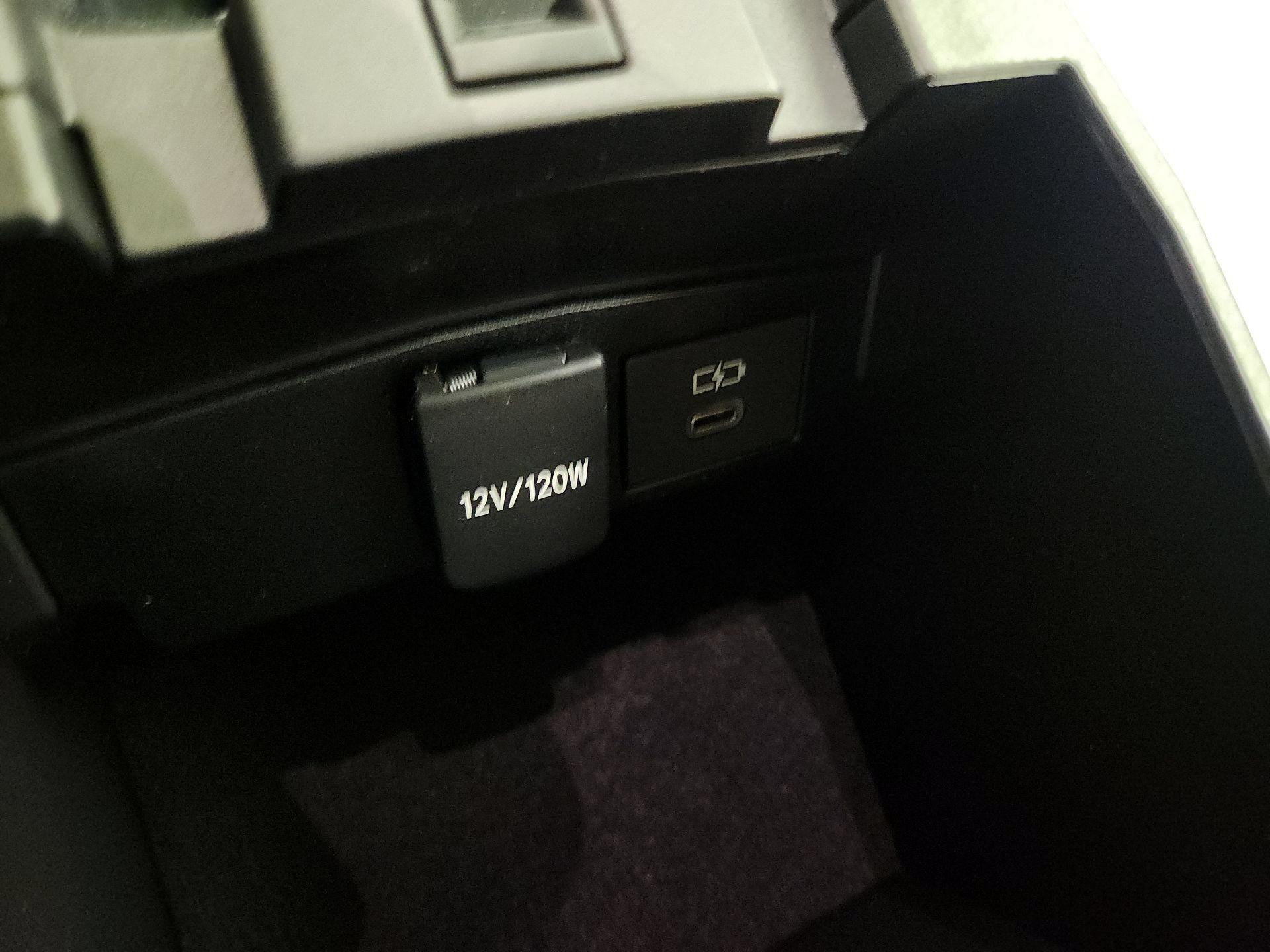 Thumbnail: 2026 Toyota Corolla Cross - 18