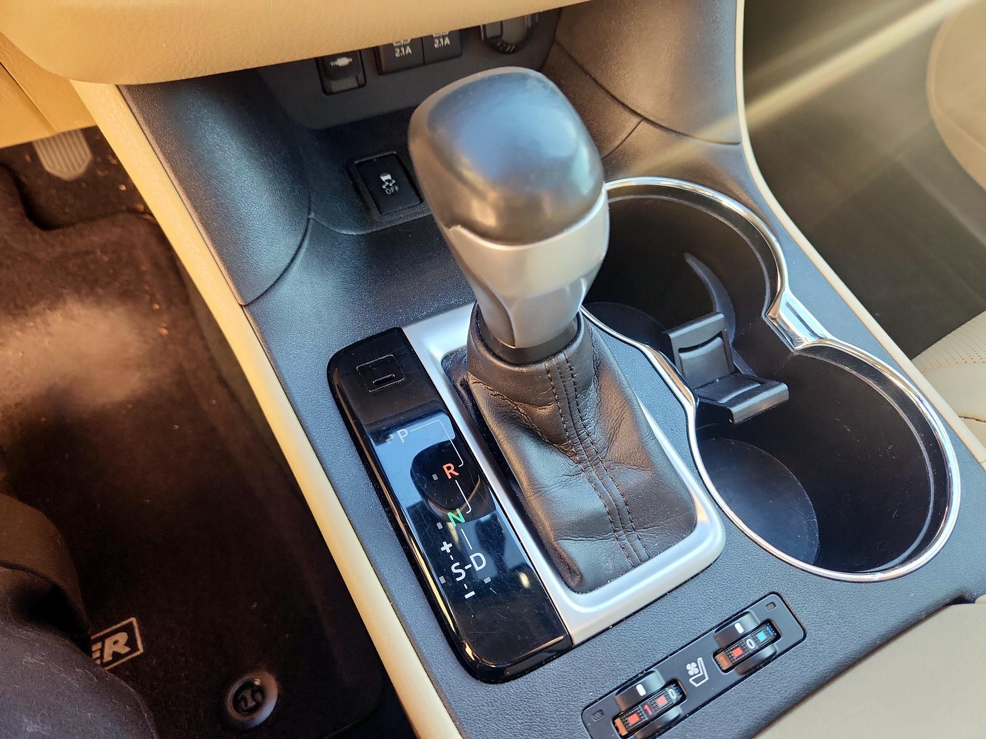 Thumbnail: 2017 Toyota Highlander - 18