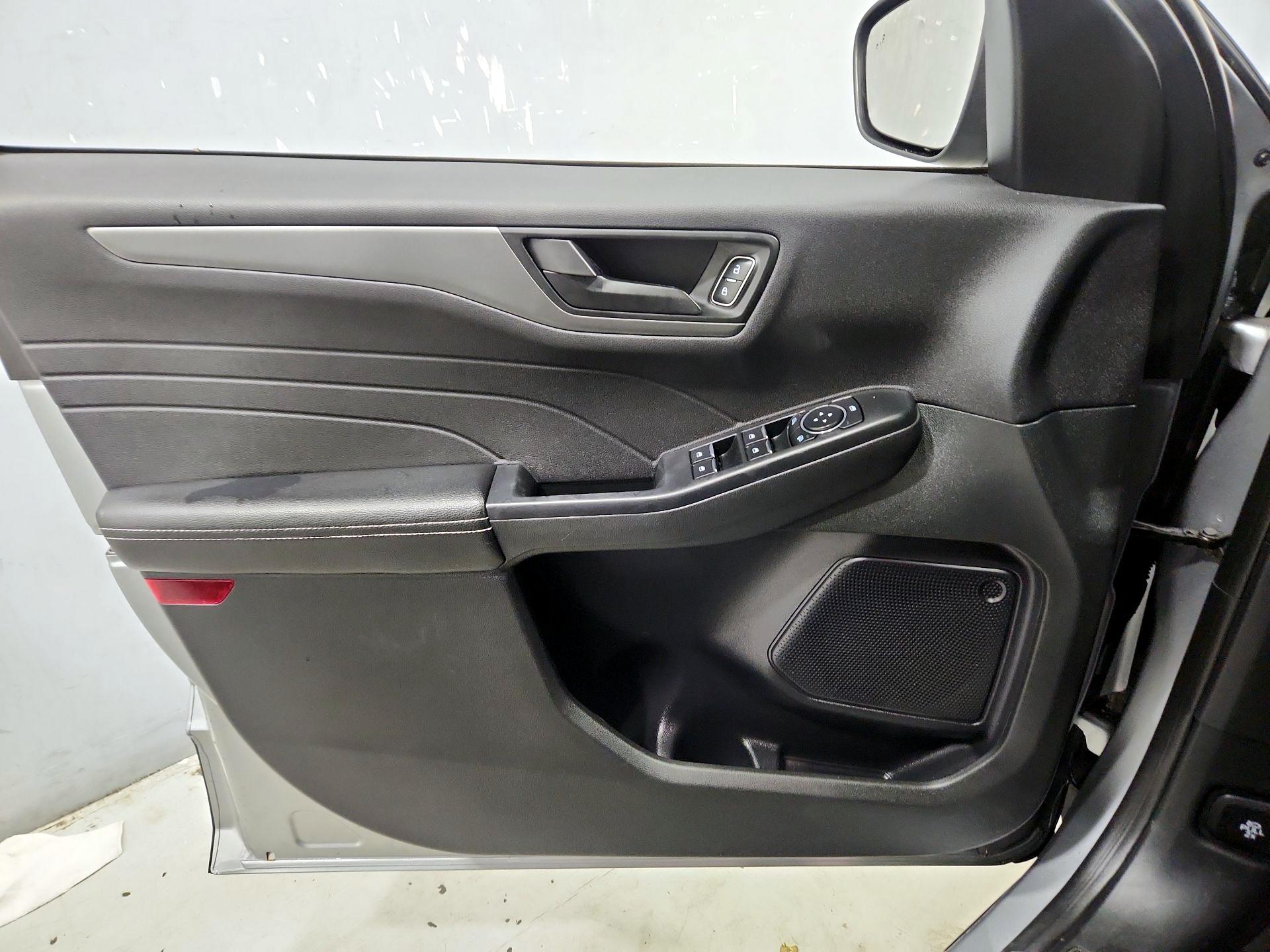 Thumbnail: 2023 Ford Escape - 12