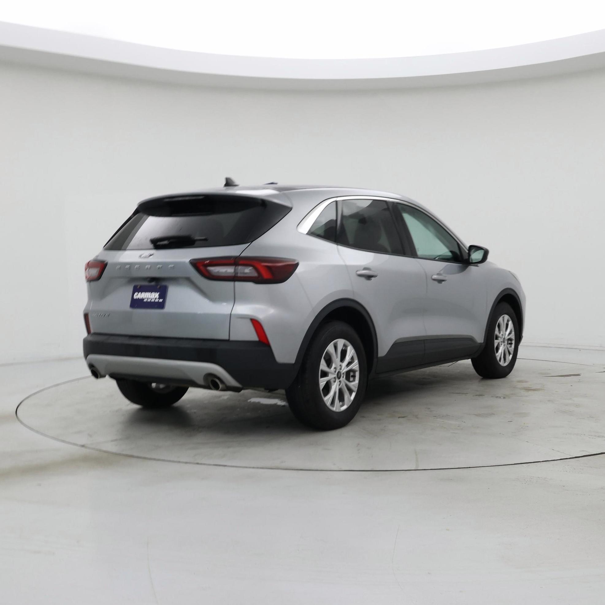 Thumbnail: 2023 Ford Escape - 8