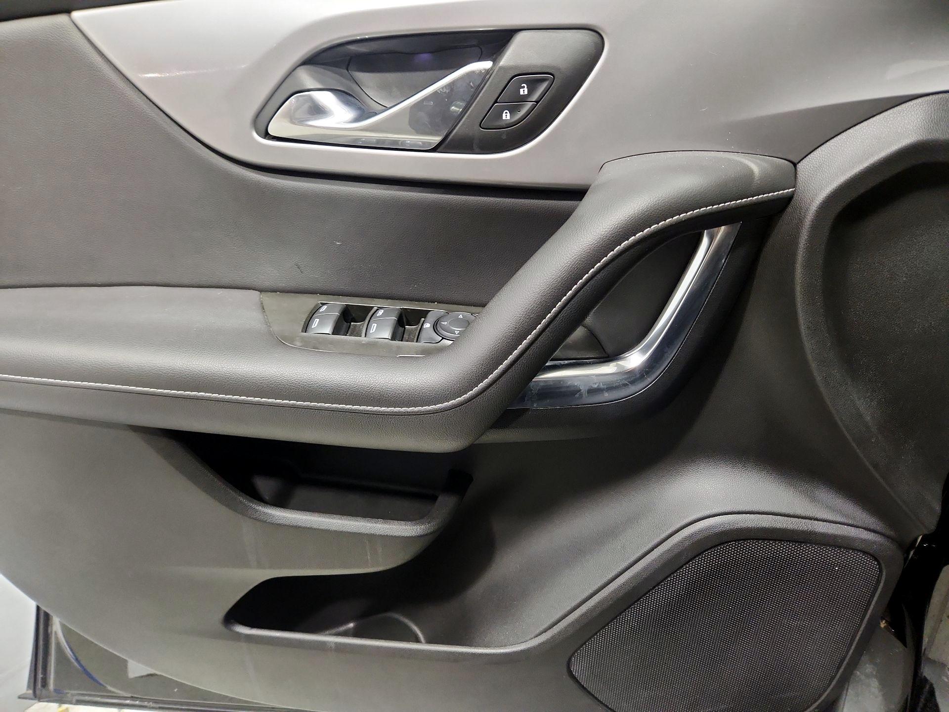 Thumbnail: 2023 Chevrolet Blazer - 12