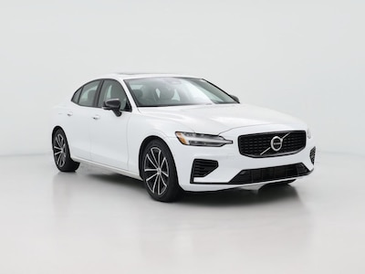 2023 Volvo S60 Recharge PHEV T8 Plus Dark Theme