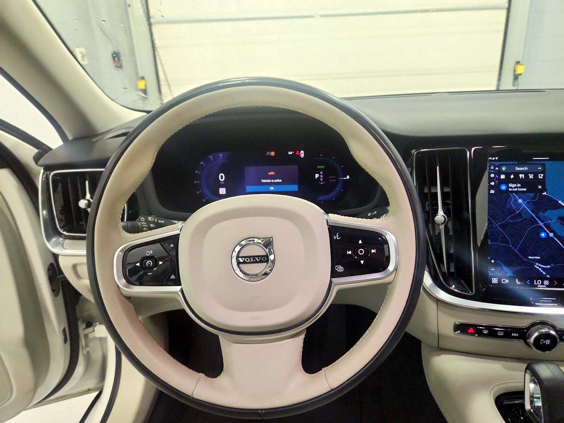 Thumbnail: 2023 Volvo S60 - 10