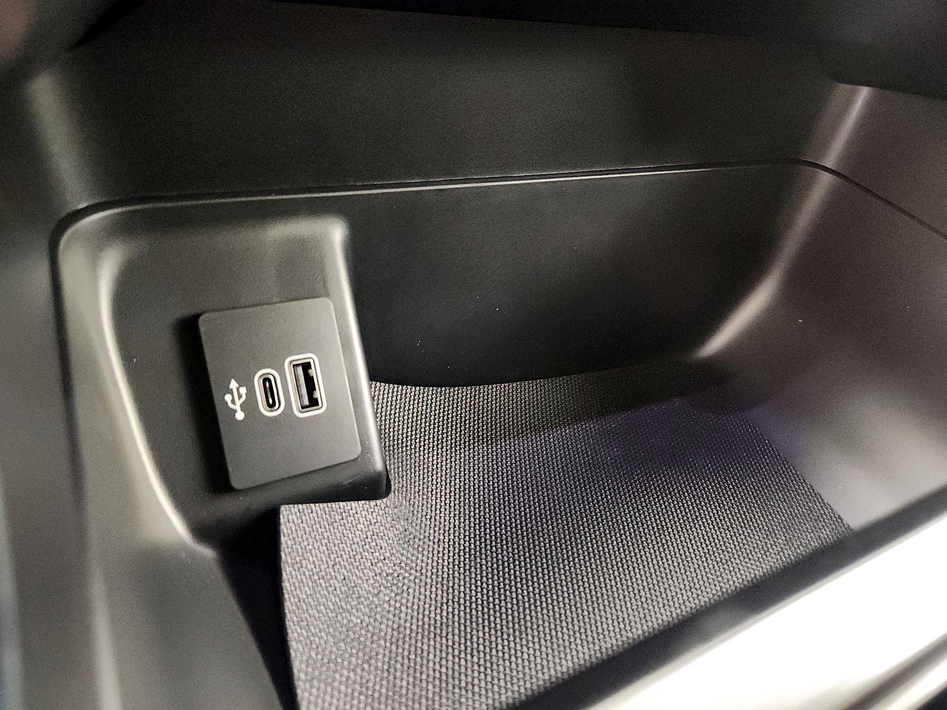 Thumbnail: 2025 Ford F-150 - 18