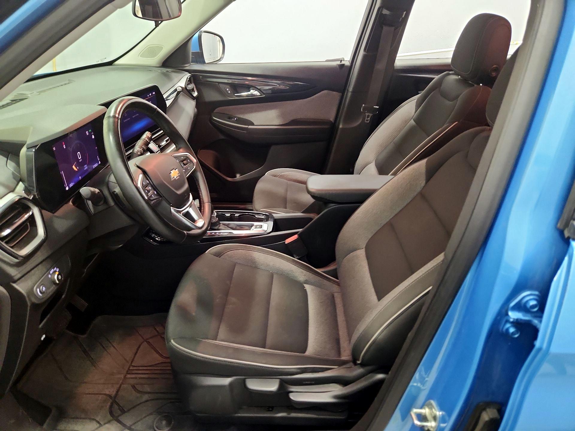 Thumbnail: 2025 Chevrolet TrailBlazer - 11