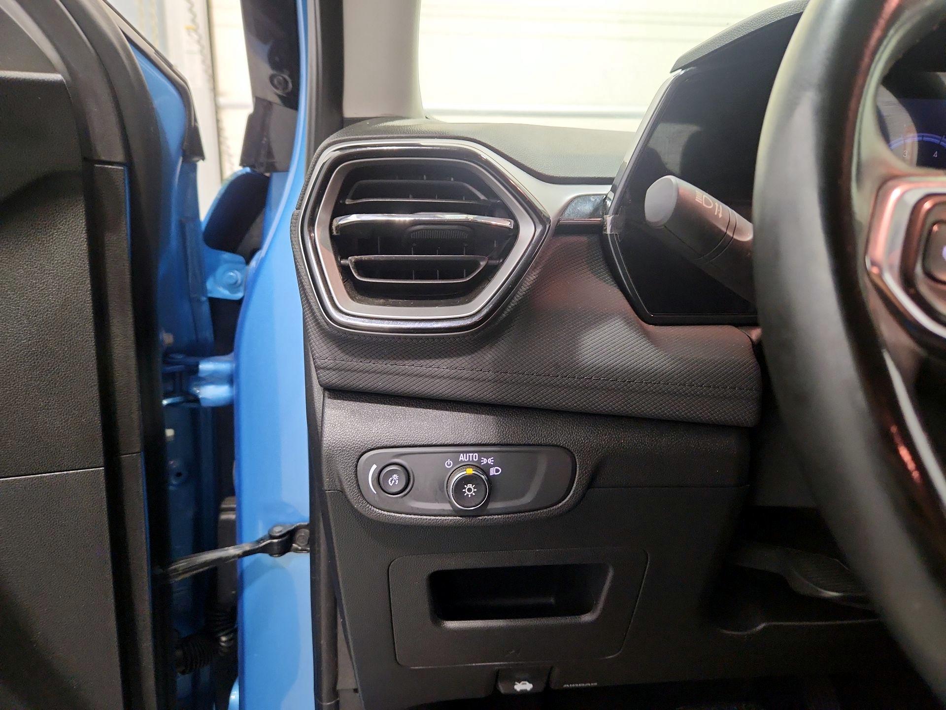 Thumbnail: 2025 Chevrolet TrailBlazer - 13