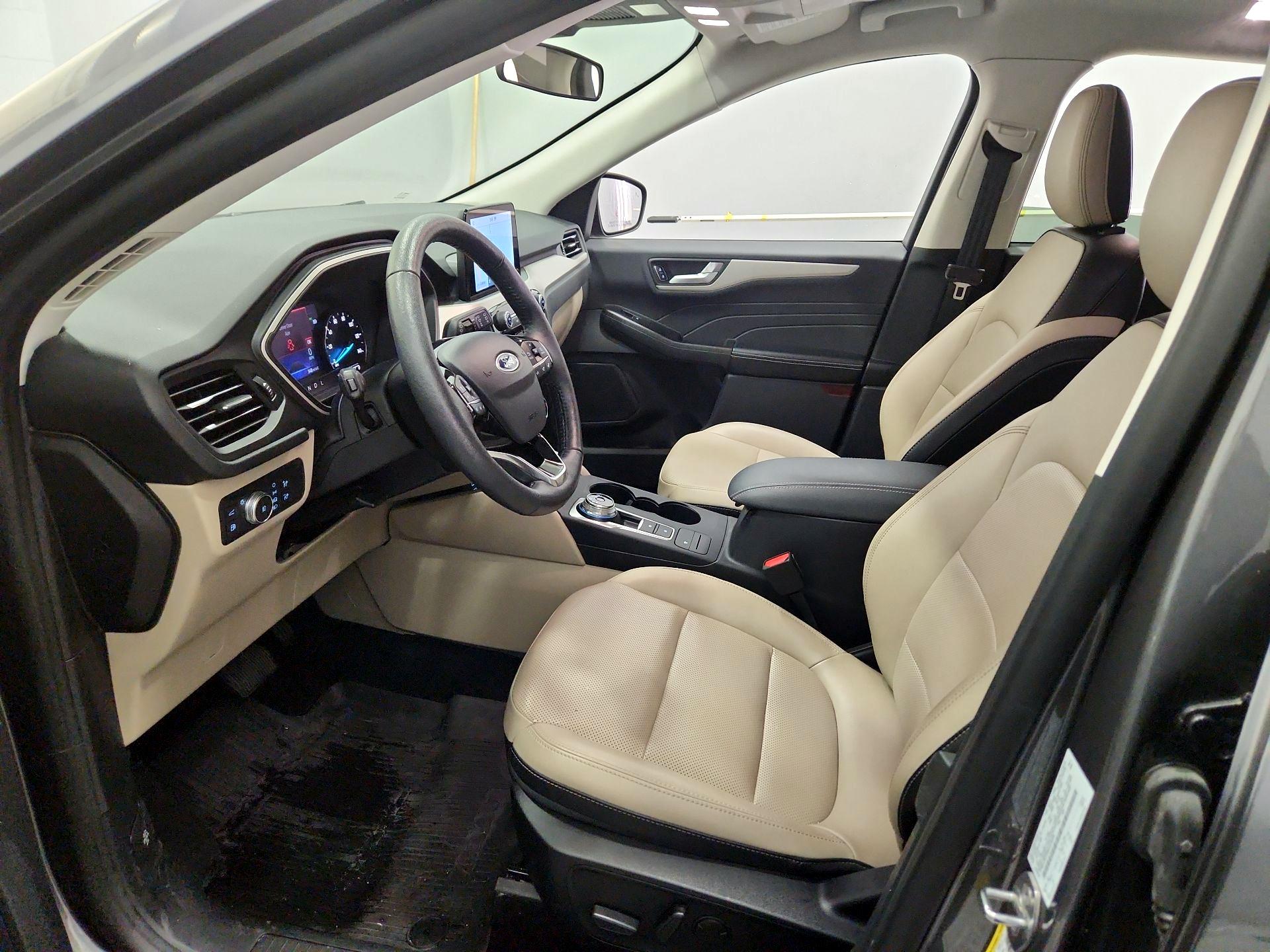 Thumbnail: 2021 Ford Escape - 11