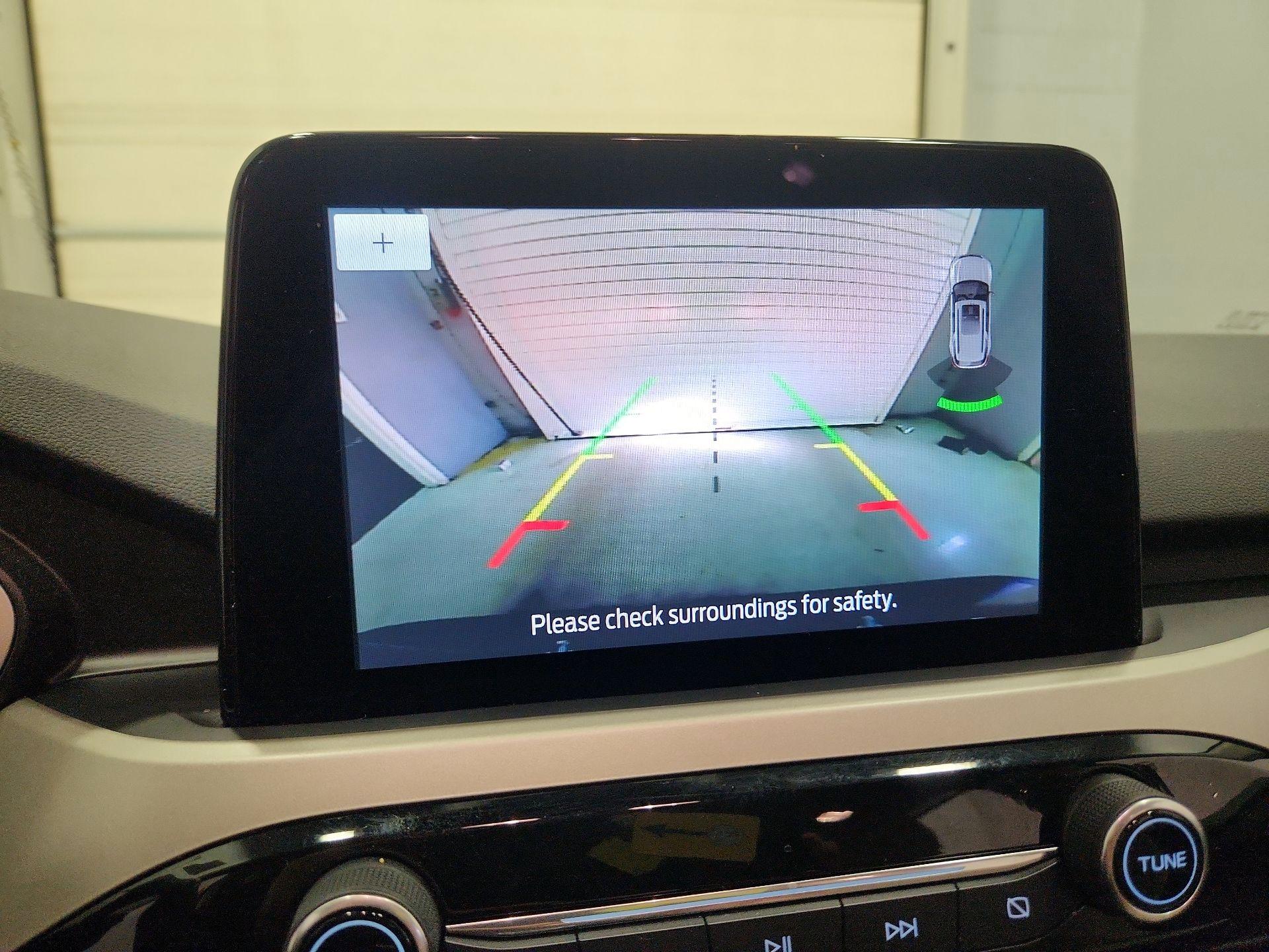 Thumbnail: 2021 Ford Escape - 15