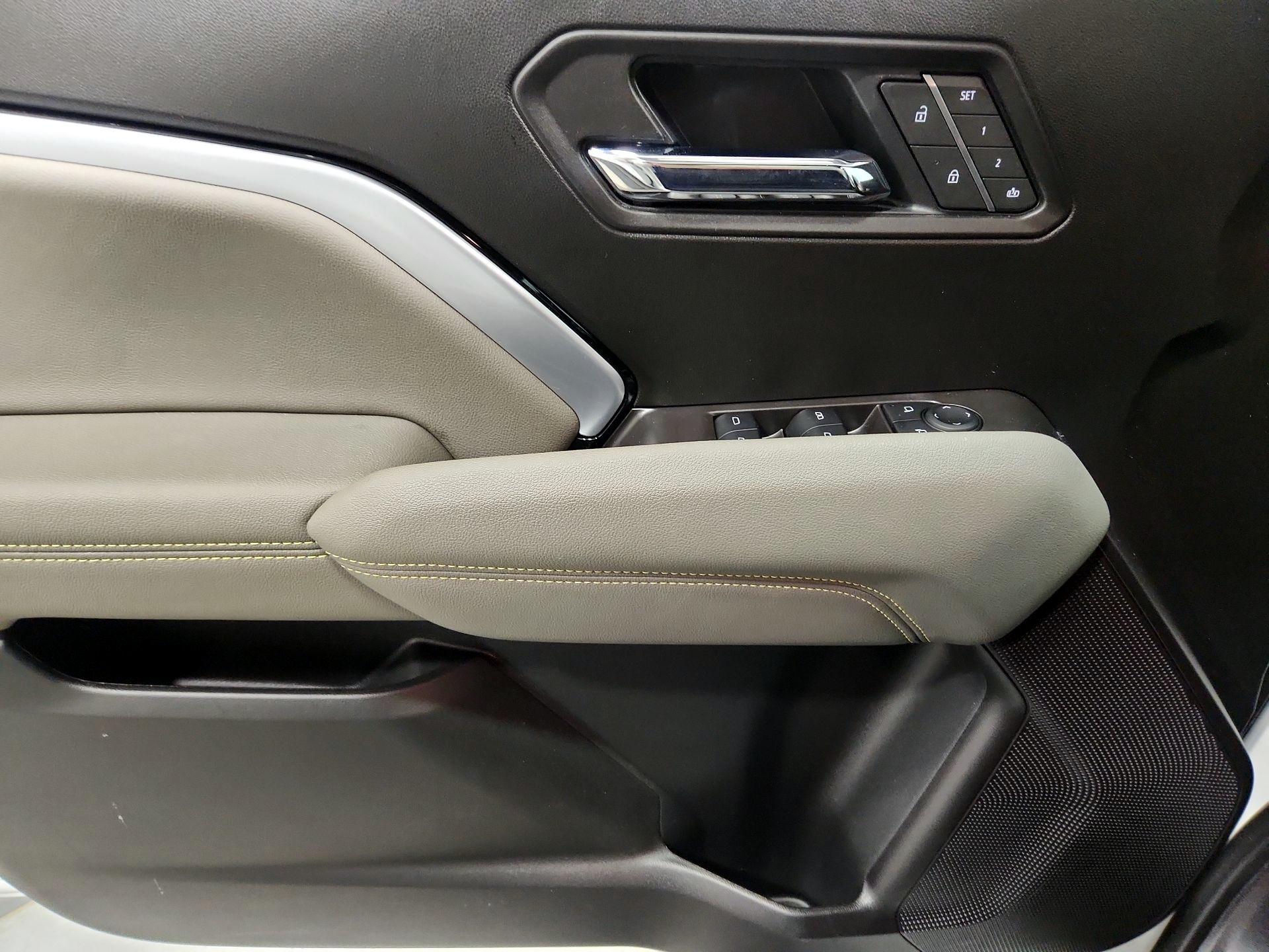 Thumbnail: 2025 Chevrolet Colorado - 12