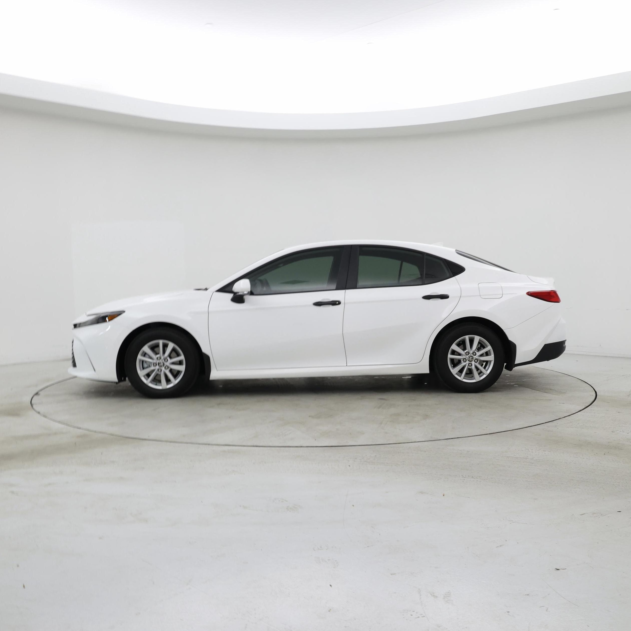 Thumbnail: 2026 Toyota Camry - 3