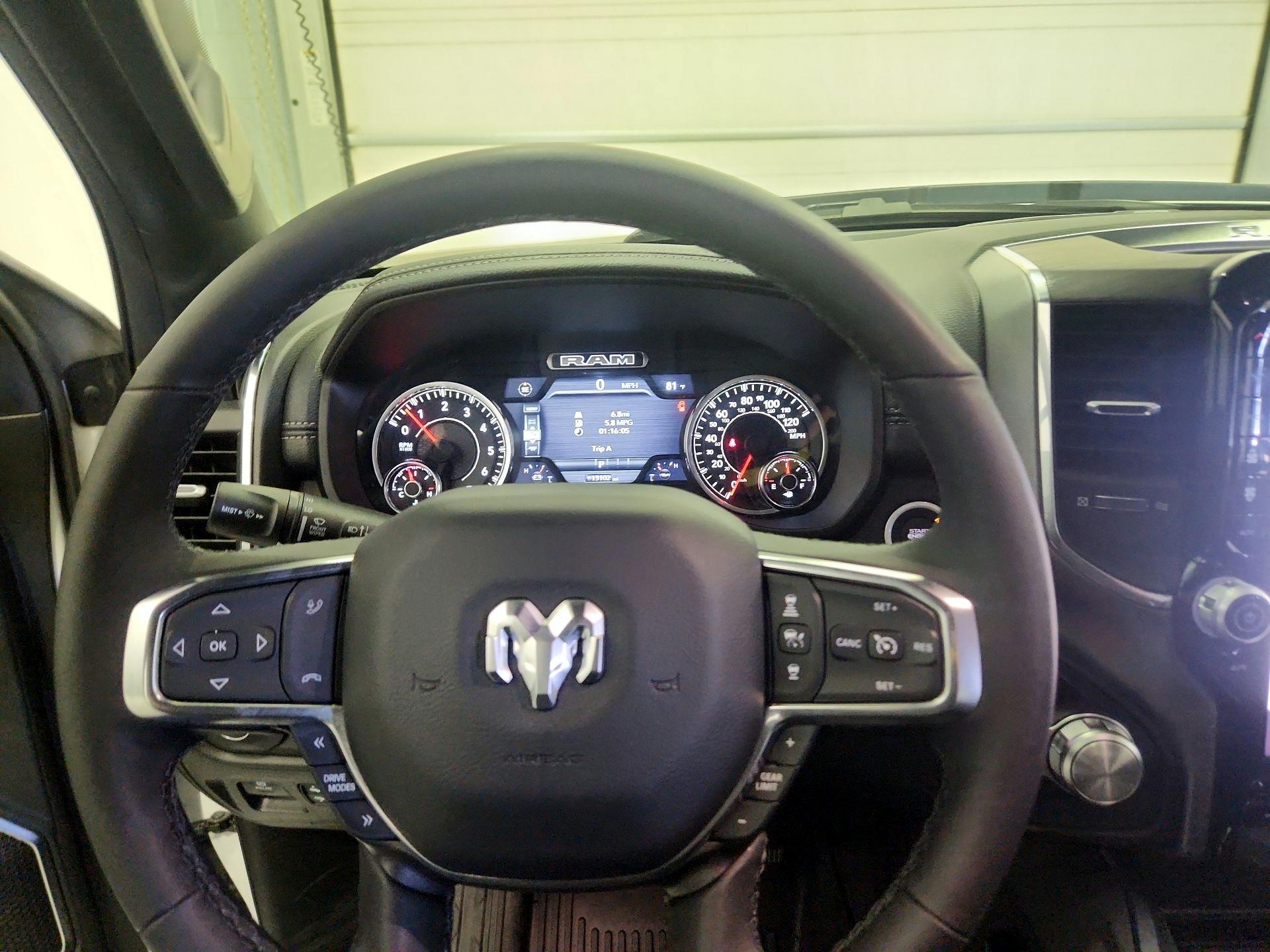 Thumbnail: 2025 RAM 1500 - 10