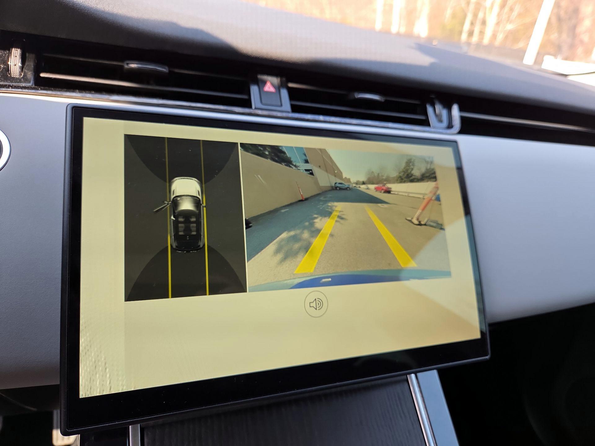 Thumbnail: 2024 Land Rover Range Rover Evoque - 13