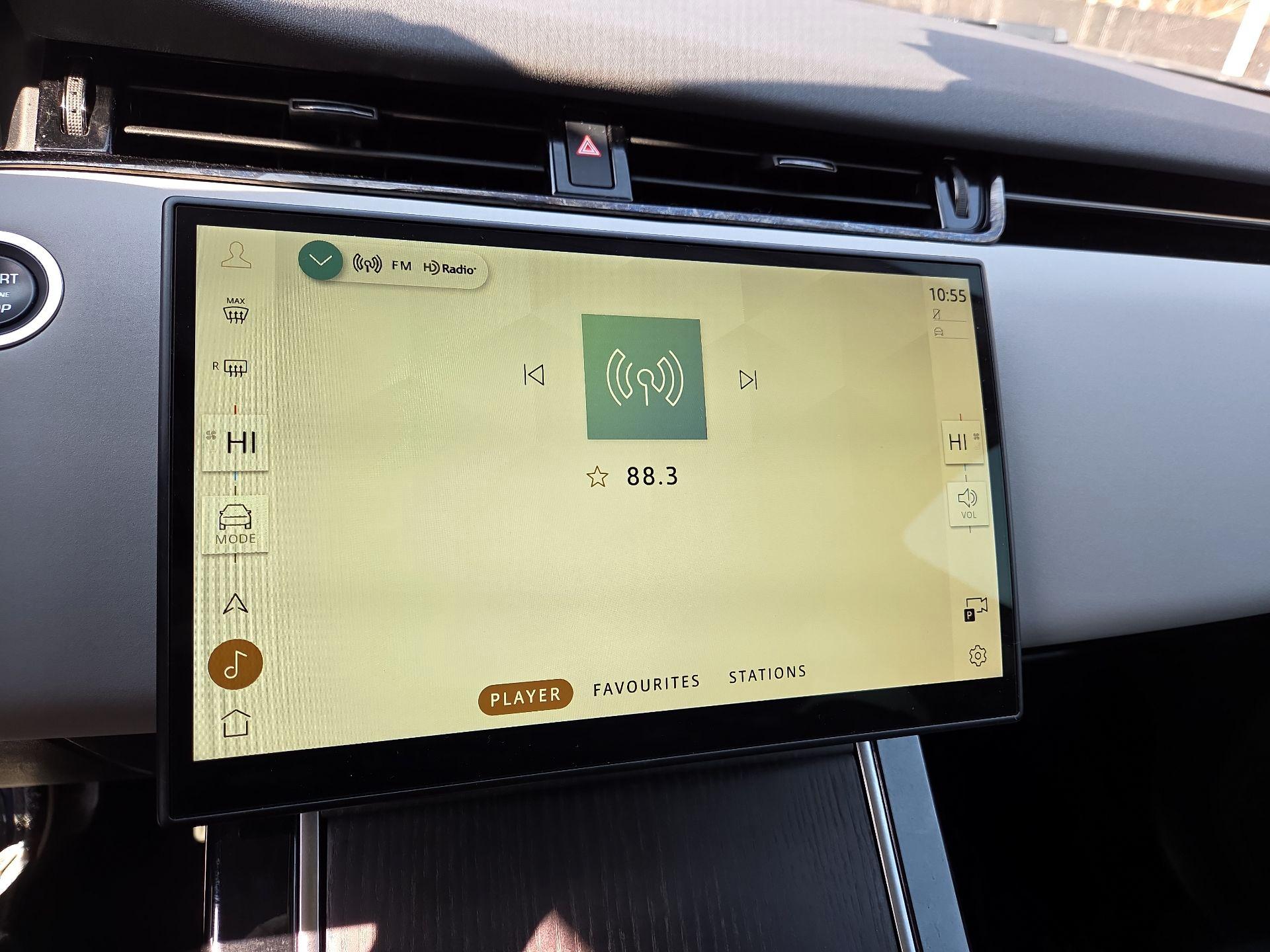 Thumbnail: 2024 Land Rover Range Rover Evoque - 14