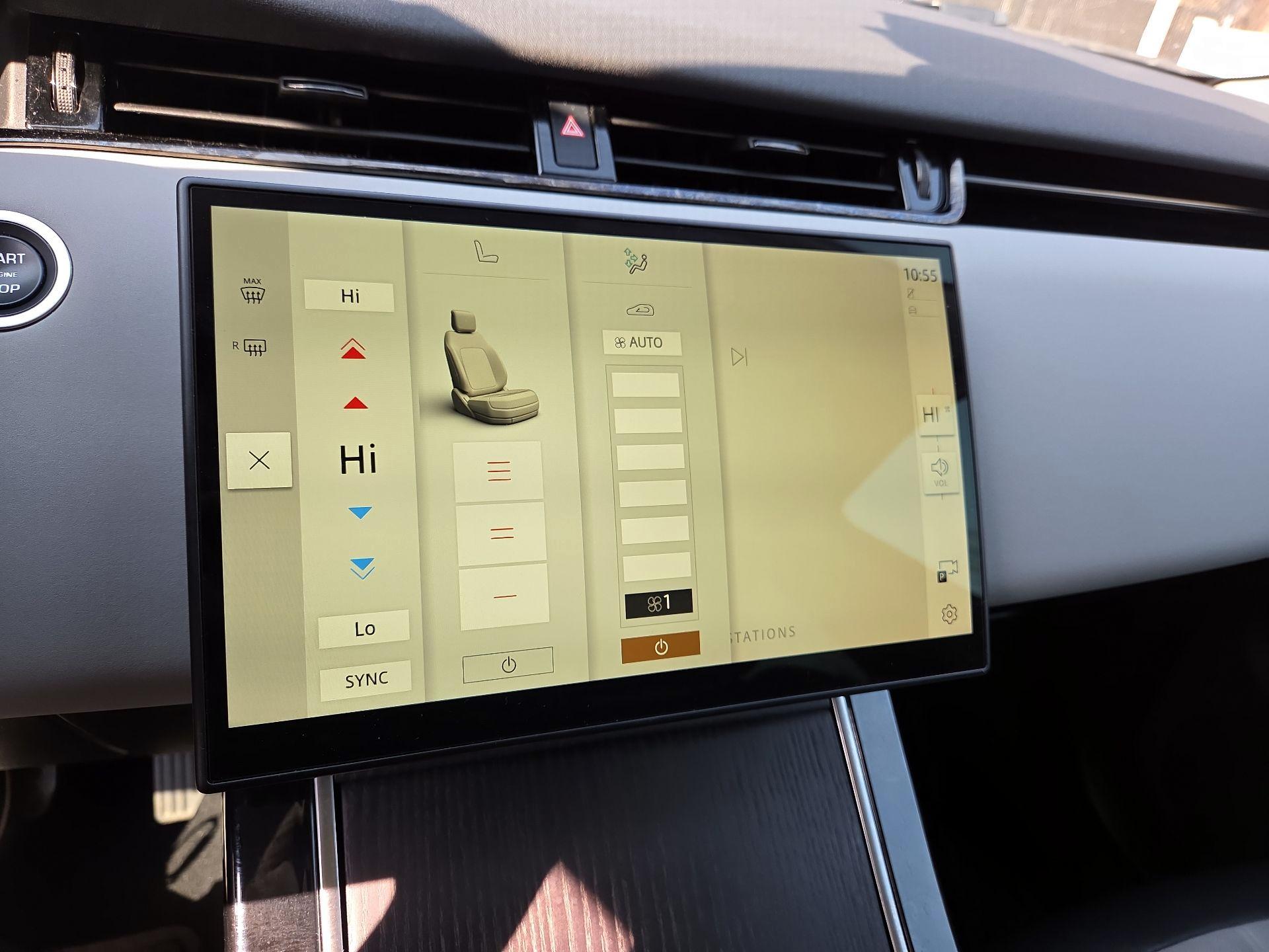 Thumbnail: 2024 Land Rover Range Rover Evoque - 15