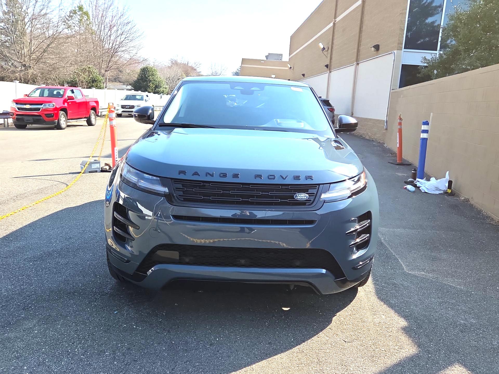 Thumbnail: 2024 Land Rover Range Rover Evoque - 2