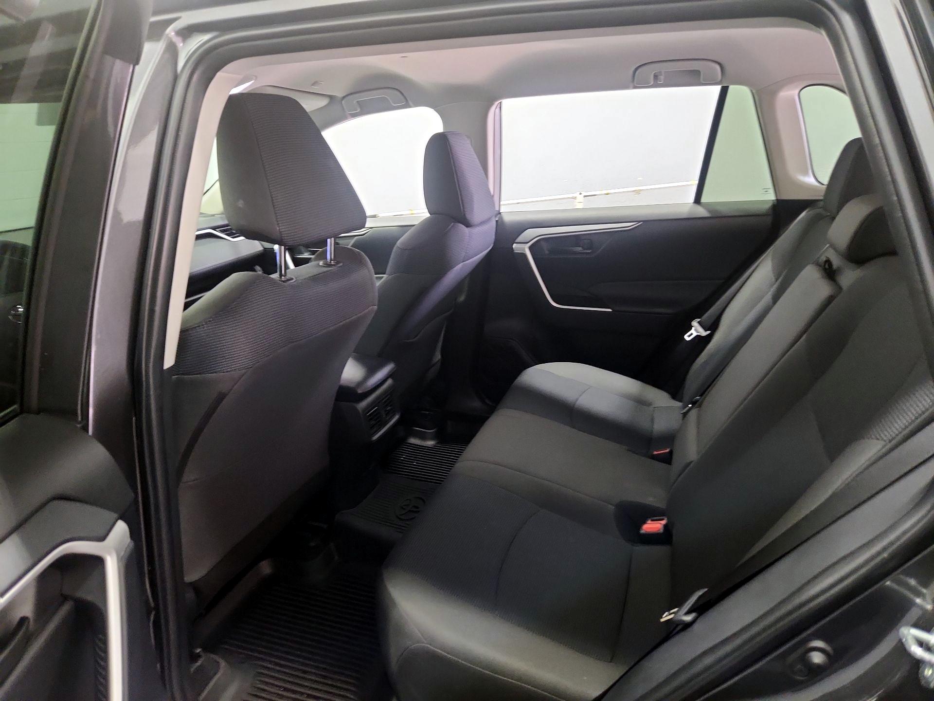 Thumbnail: 2025 Toyota RAV4 - 20