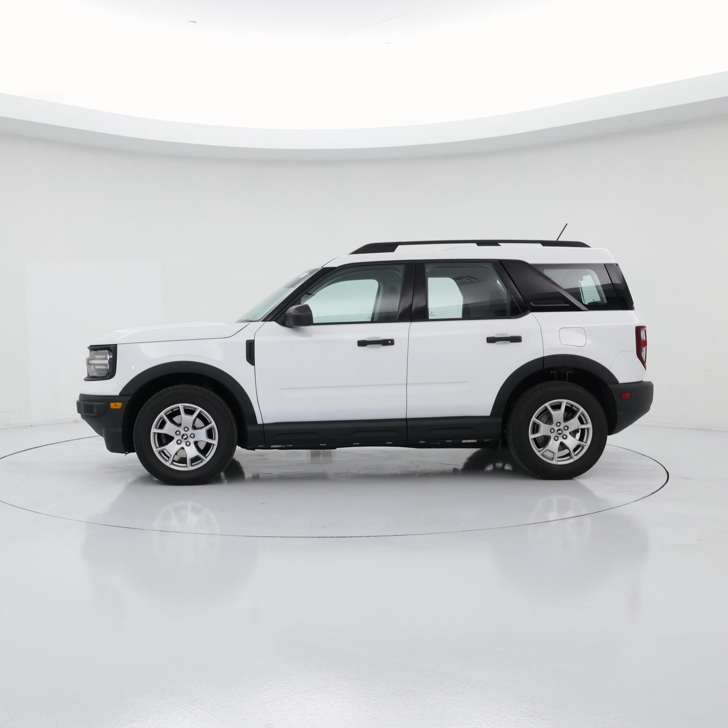 Thumbnail: 2021 Ford Bronco Sport - 3