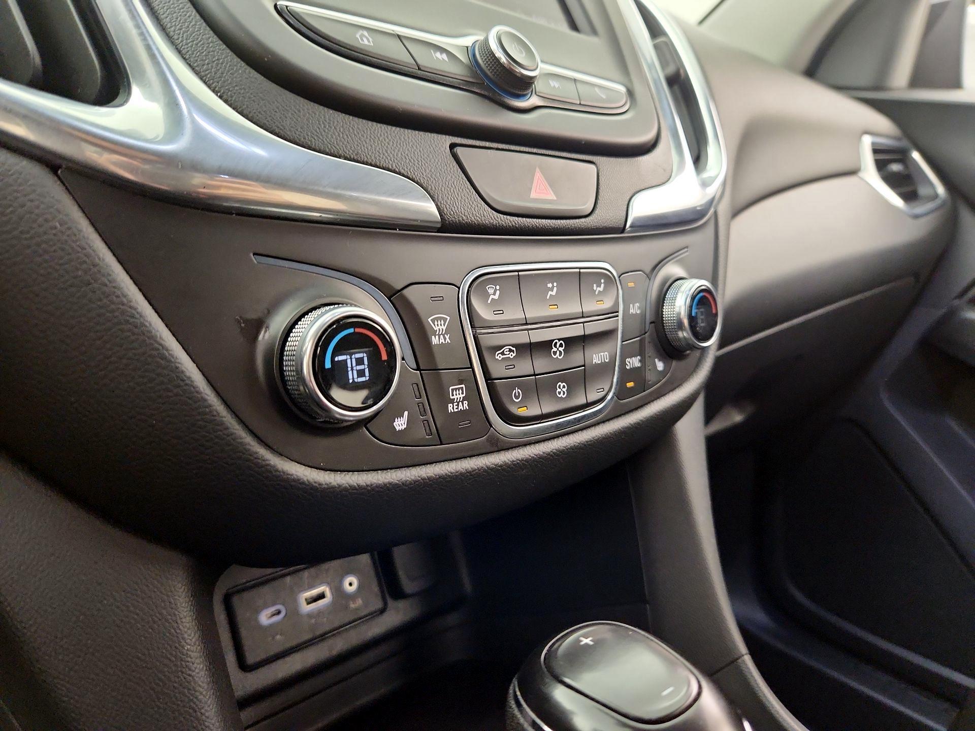 Thumbnail: 2021 Chevrolet Equinox - 16