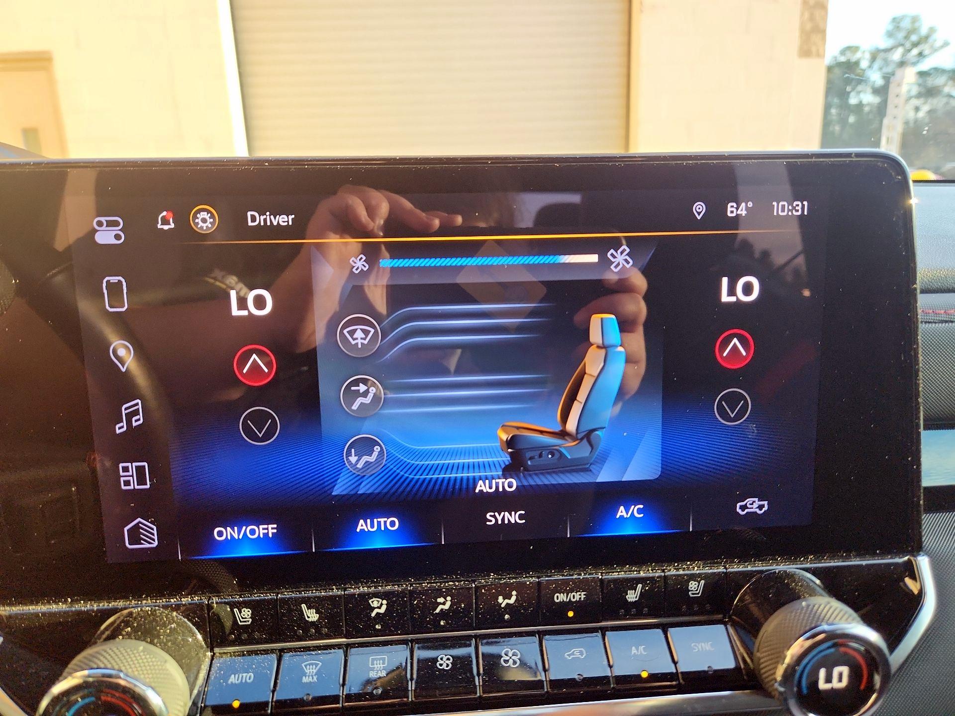 Thumbnail: 2023 Chevrolet Colorado - 17