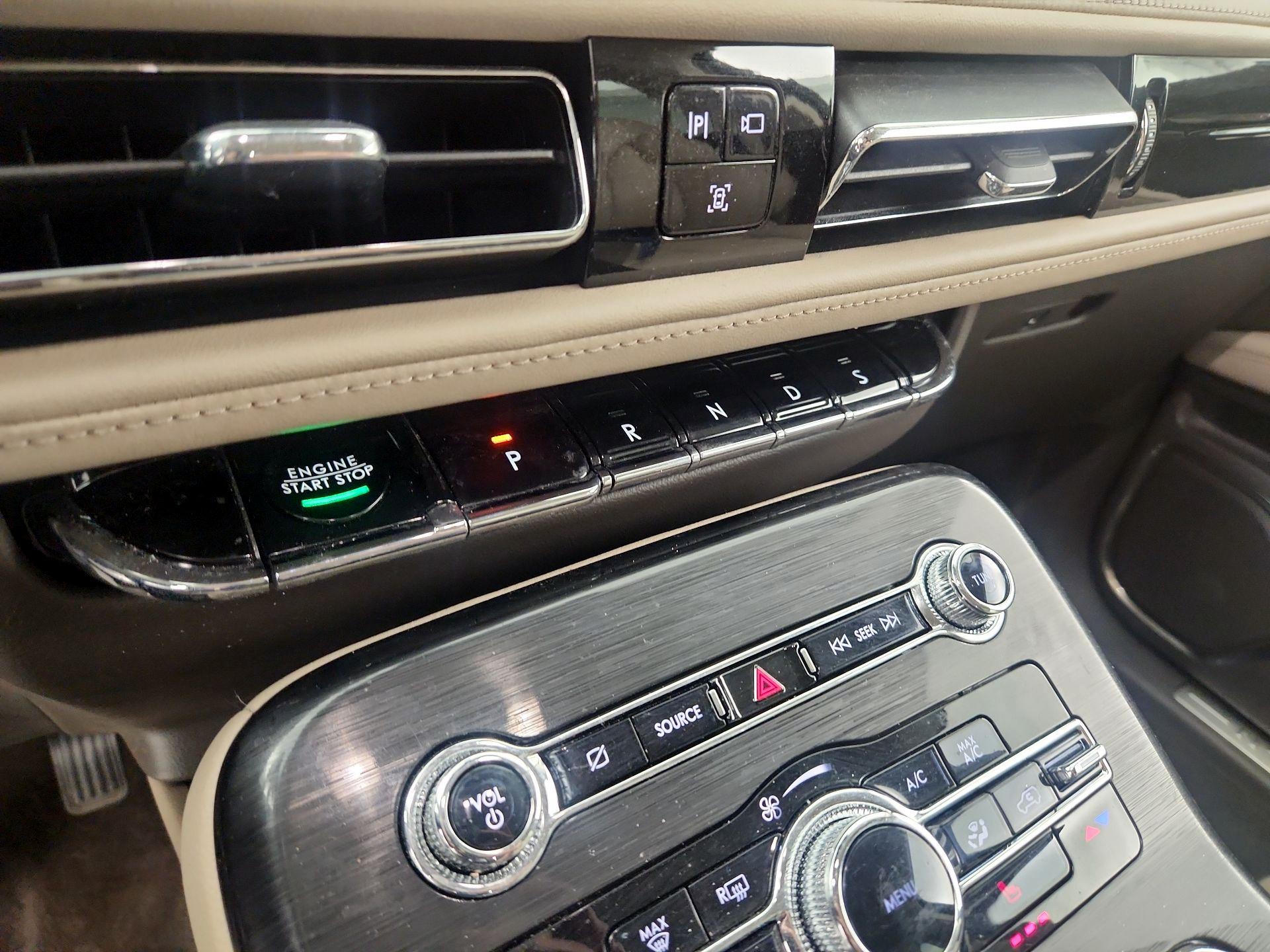 Thumbnail: 2021 Lincoln Nautilus - 17