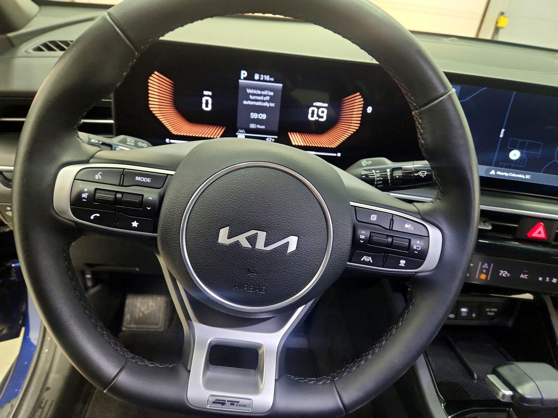 Thumbnail: 2025 Kia K5 - 10