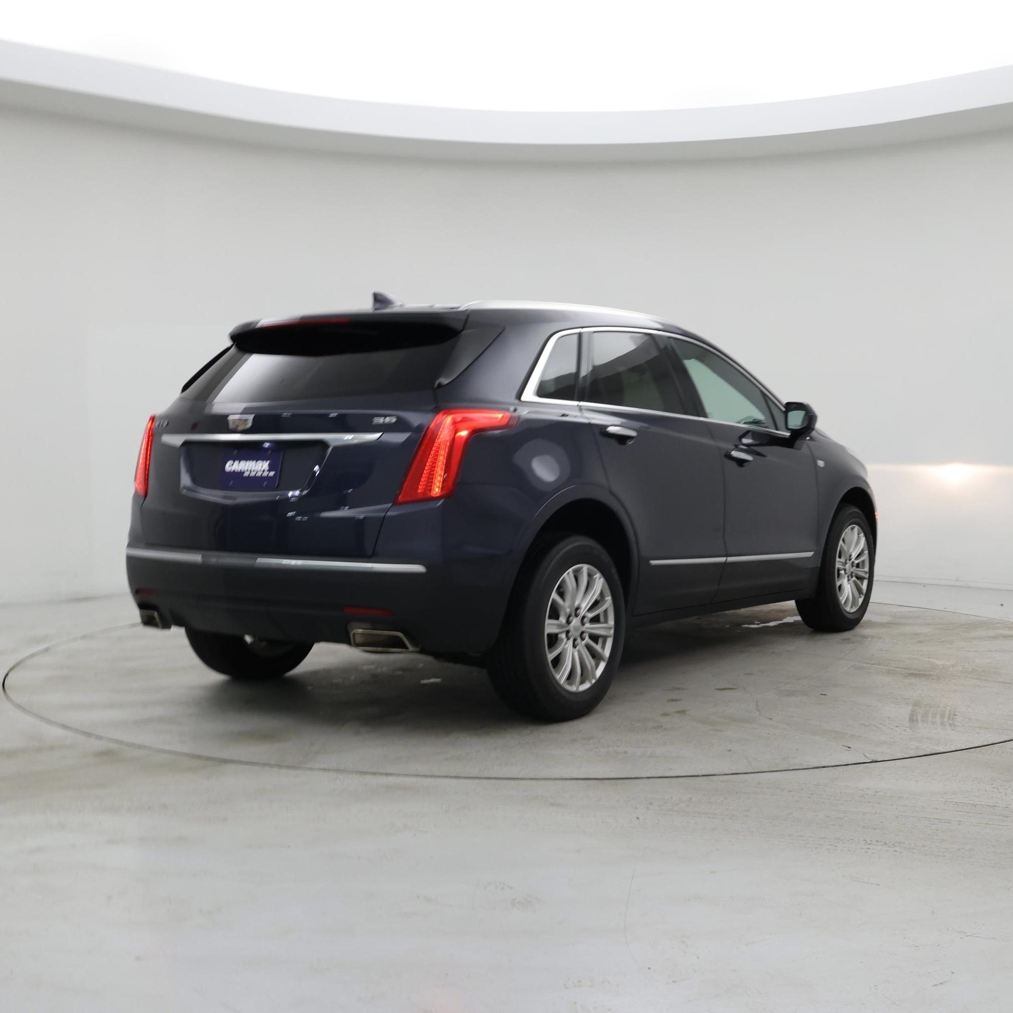 Thumbnail: 2018 Cadillac XT5 - 8
